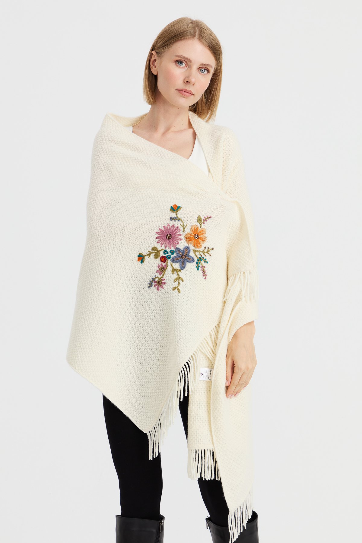 23030Kadın Triko Pirinç Örgü İşlemeli Yün Şal Kemik