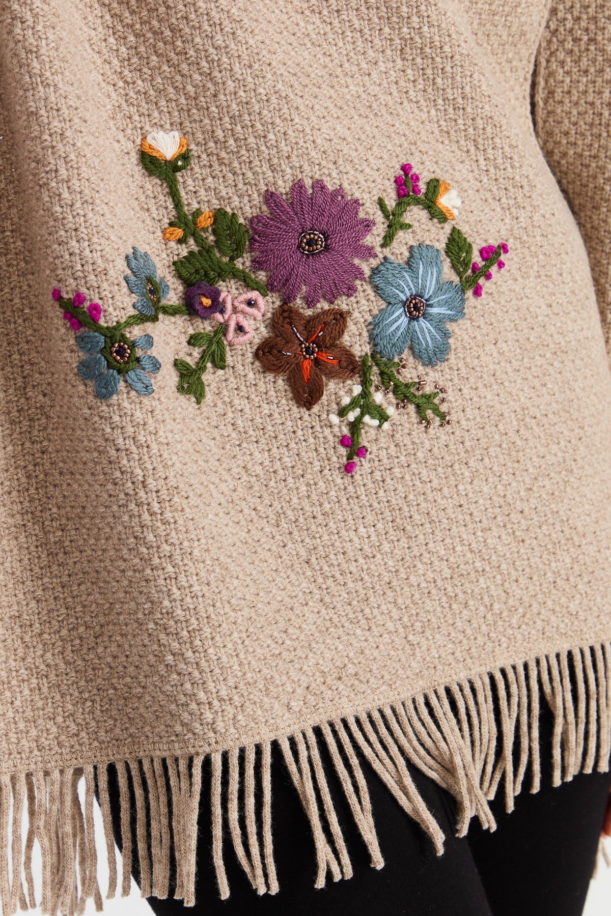 23030Kadın Triko Pirinç Örgü İşlemeli Yün Şal K.Bej