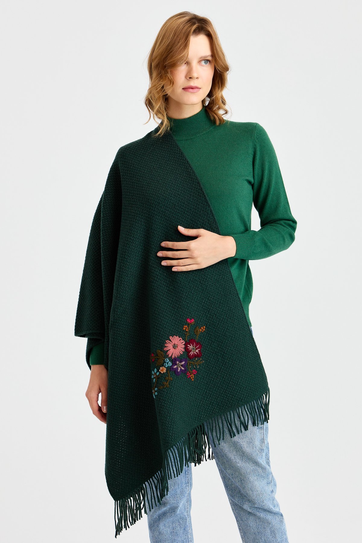 23030Женский трикотаж Латунная вязаная шерстяная шаль с вышивкой