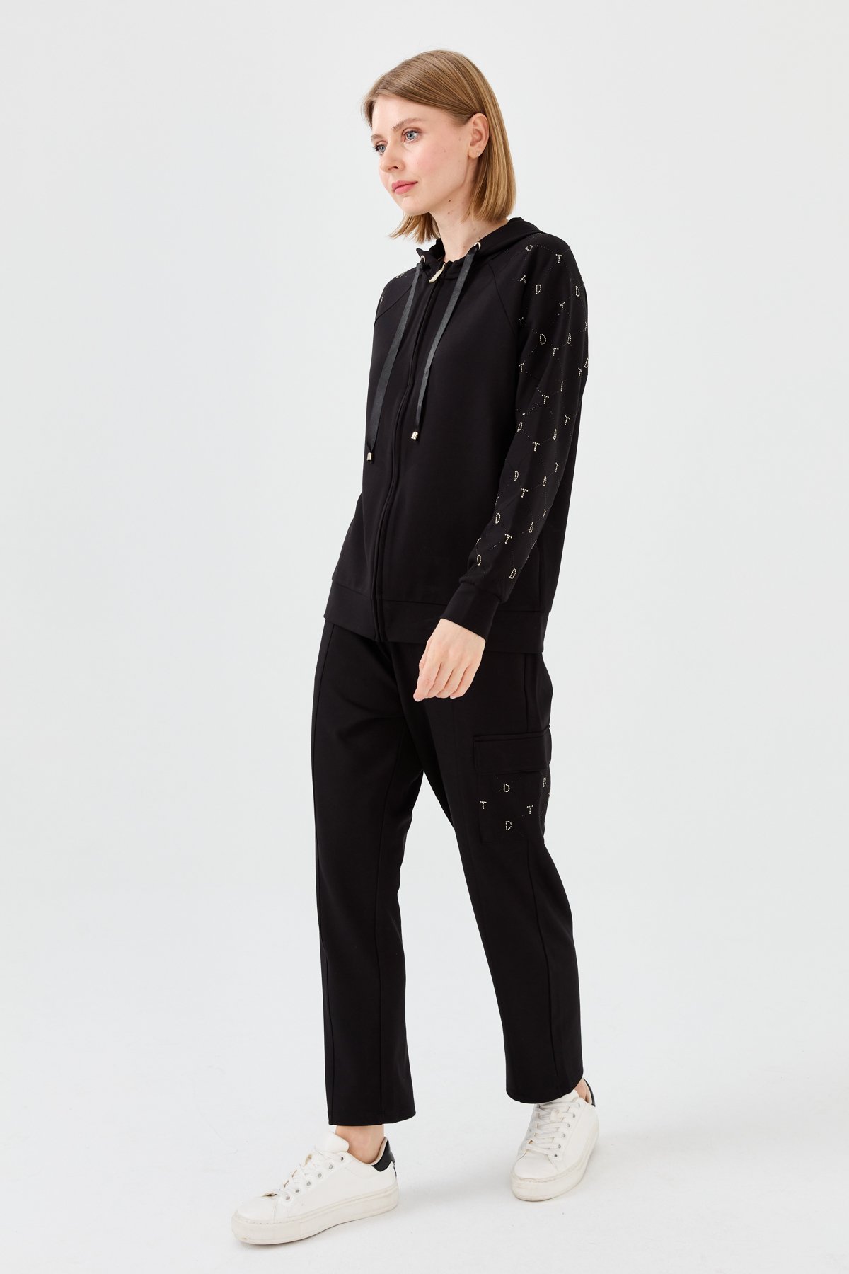 23457Kadın Triko Taş Basklı Kapüşonlu Yazlık Hırka Siyah