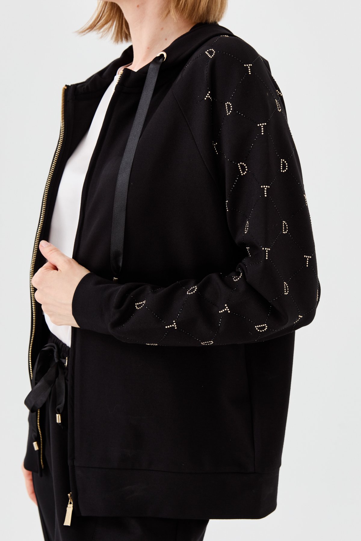 23457Kadın Triko Taş Basklı Kapüşonlu Yazlık Hırka Siyah