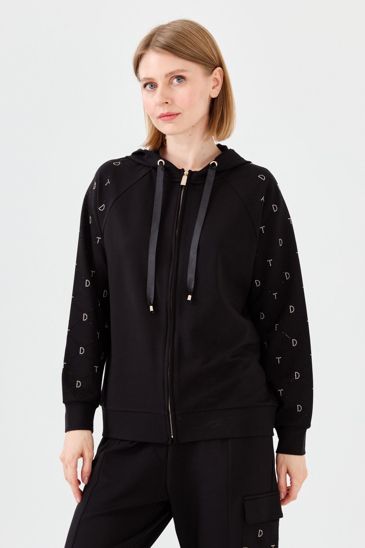 23457Kadın Triko Taş Basklı Kapüşonlu Yazlık Hırka Siyah