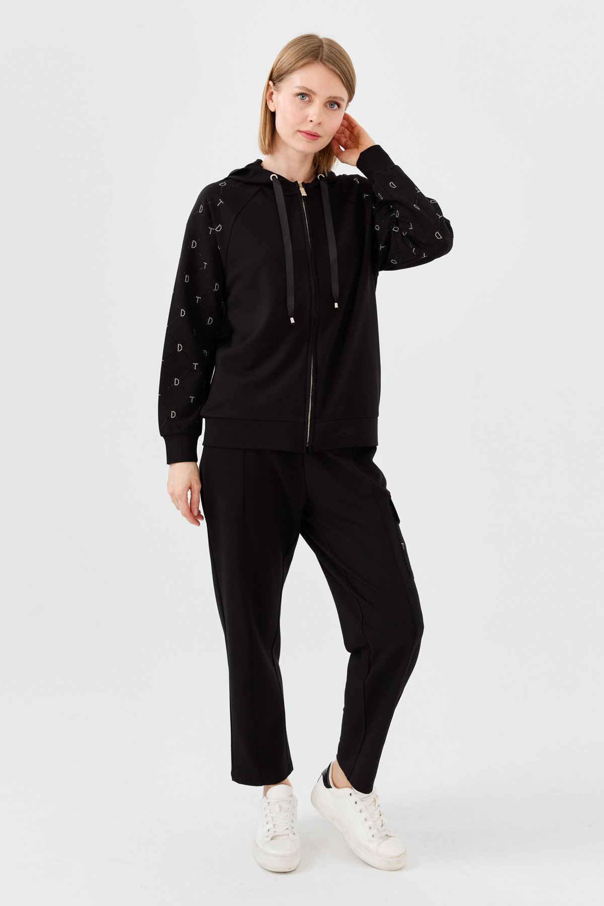 23457Kadın Triko Taş Basklı Kapüşonlu Yazlık Hırka Siyah