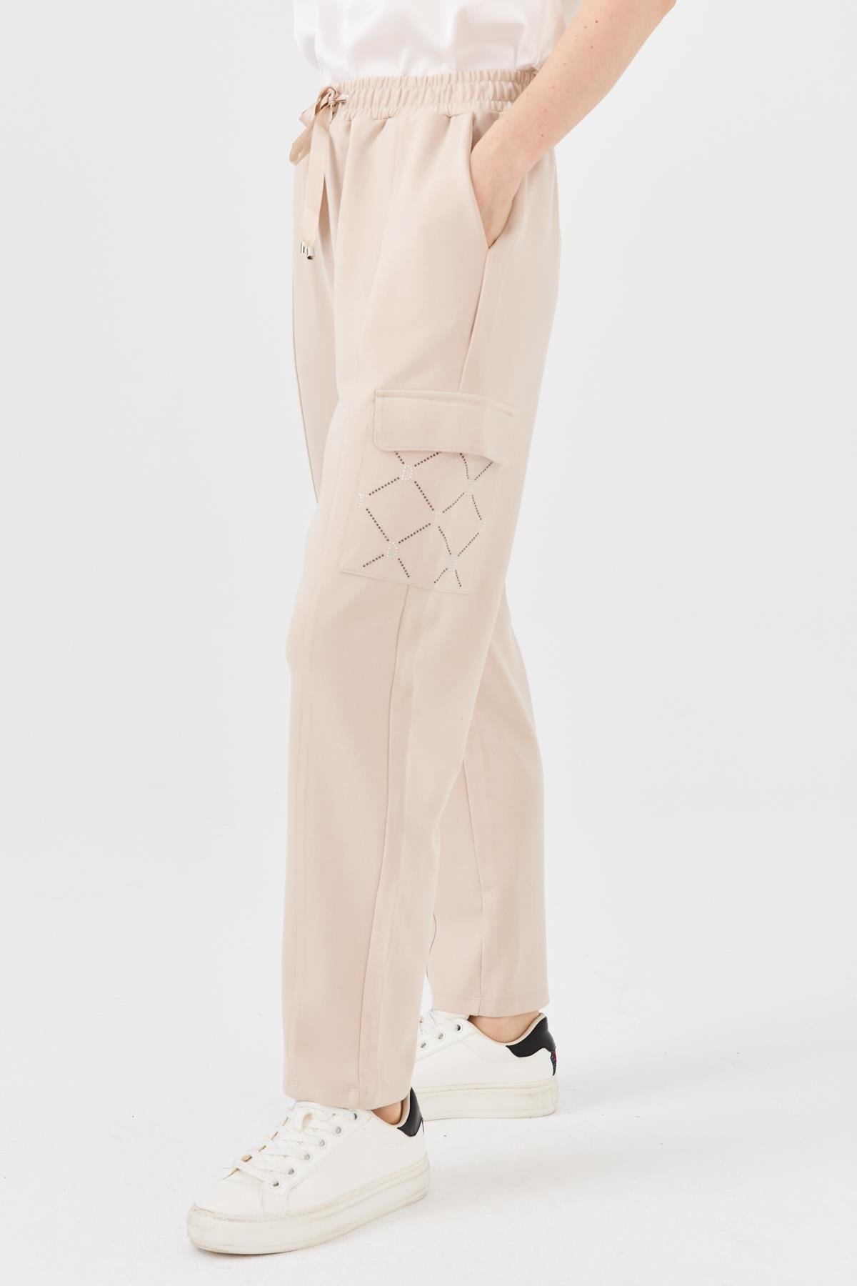 23484Kadın Triko Taş Baskılı Pantolon Bej