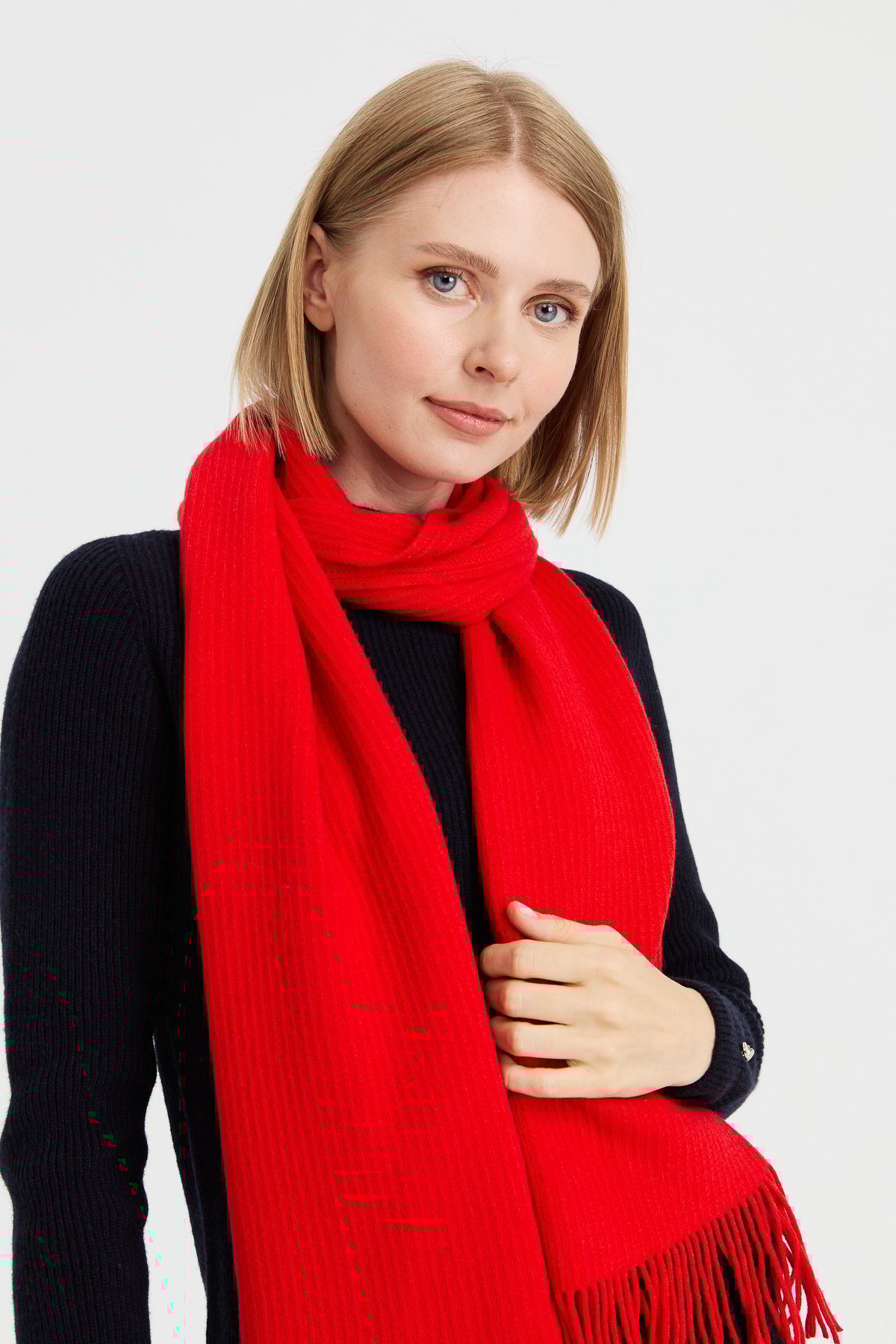 23300Kadın Triko Tek Renk Püsküllü Yün Kaşkol Mercan