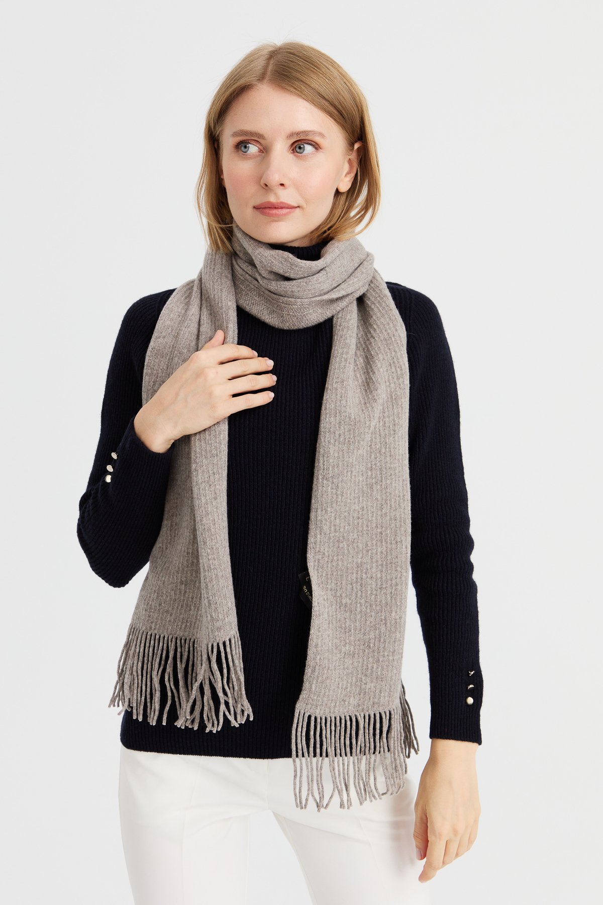 23300Kadın Triko Tek Renk Püsküllü Yün Kaşkol Vizon