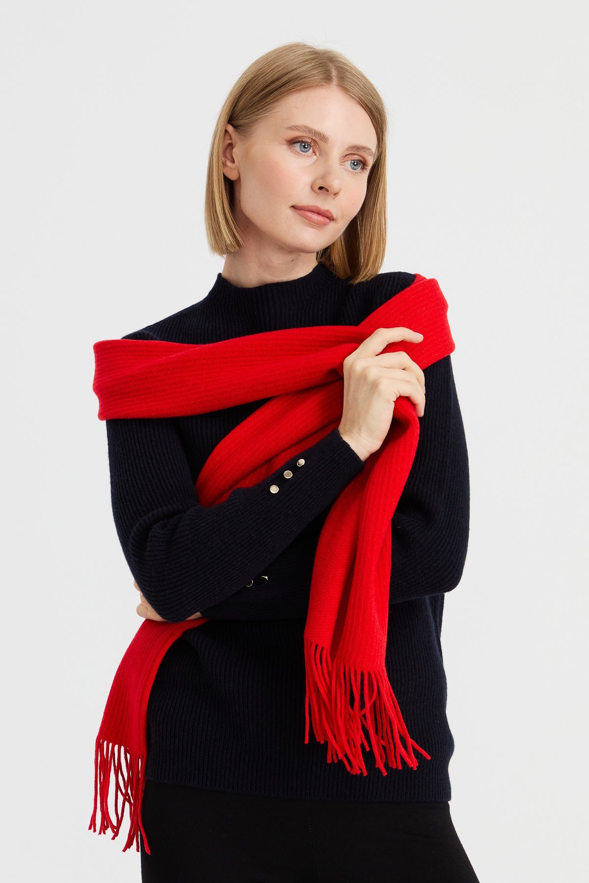 23300Kadın Triko Tek Renk Püsküllü Yün Kaşkol Mercan