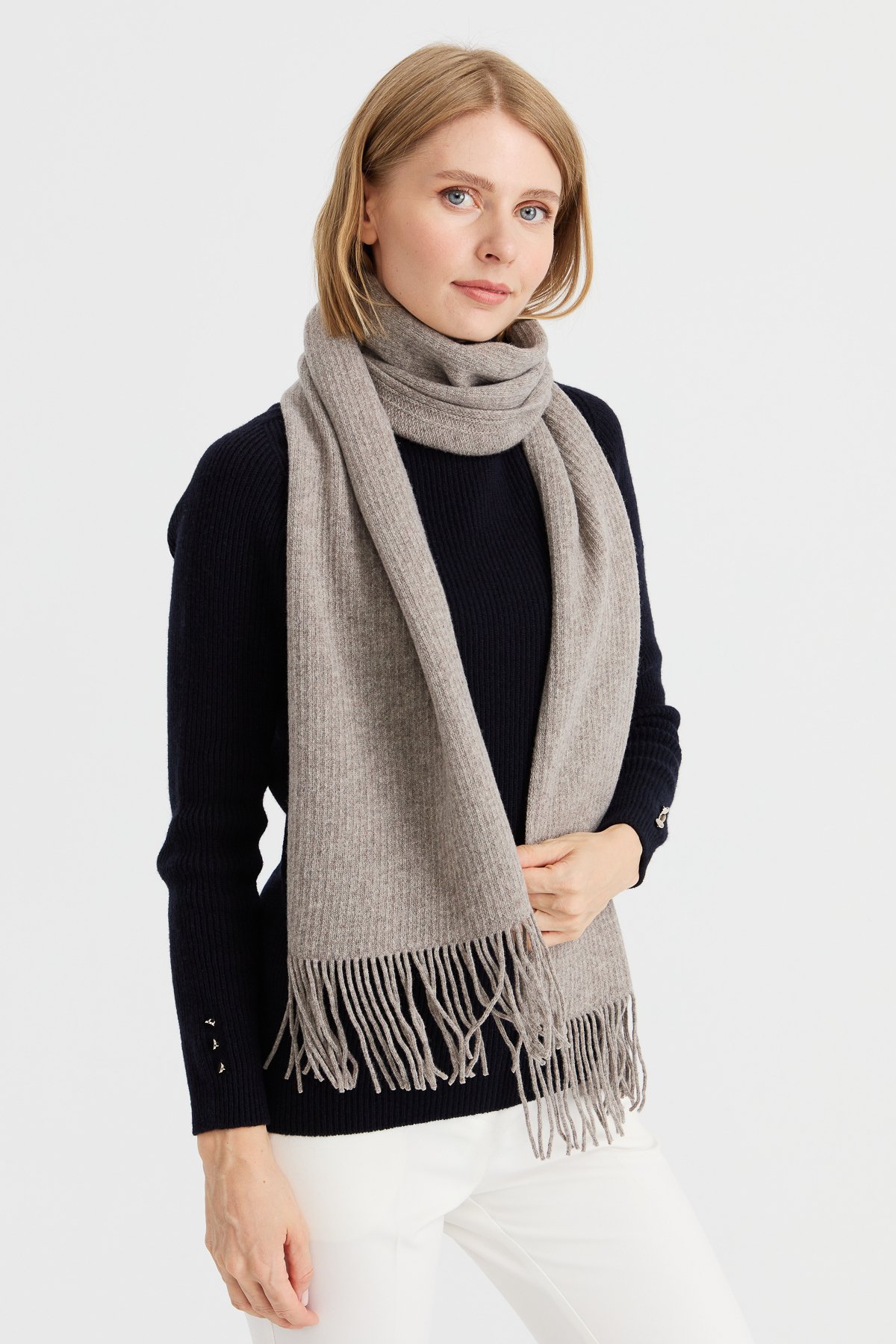 23300Kadın Triko Tek Renk Püsküllü Yün Kaşkol Vizon