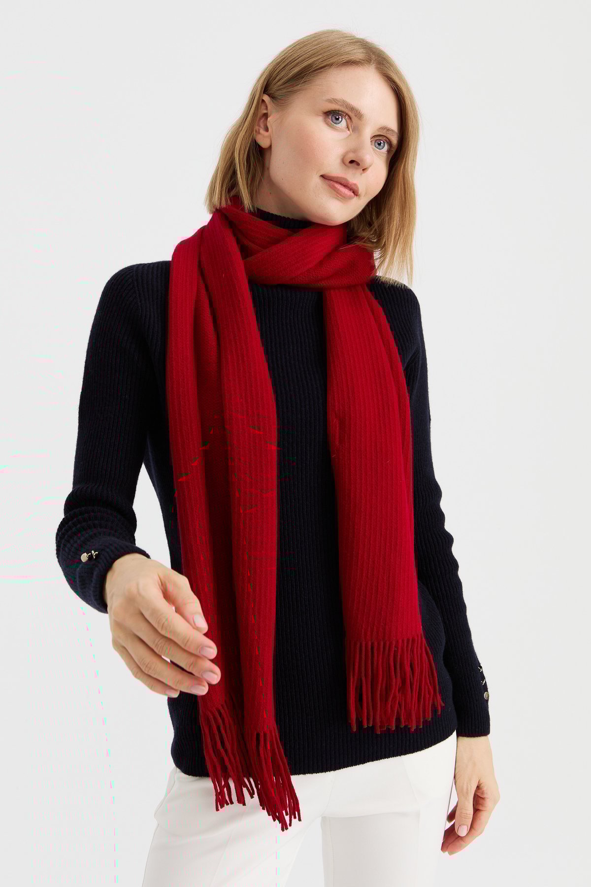 23300Kadın Triko Tek Renk Püsküllü Yün Kaşkol K.Kırmızı