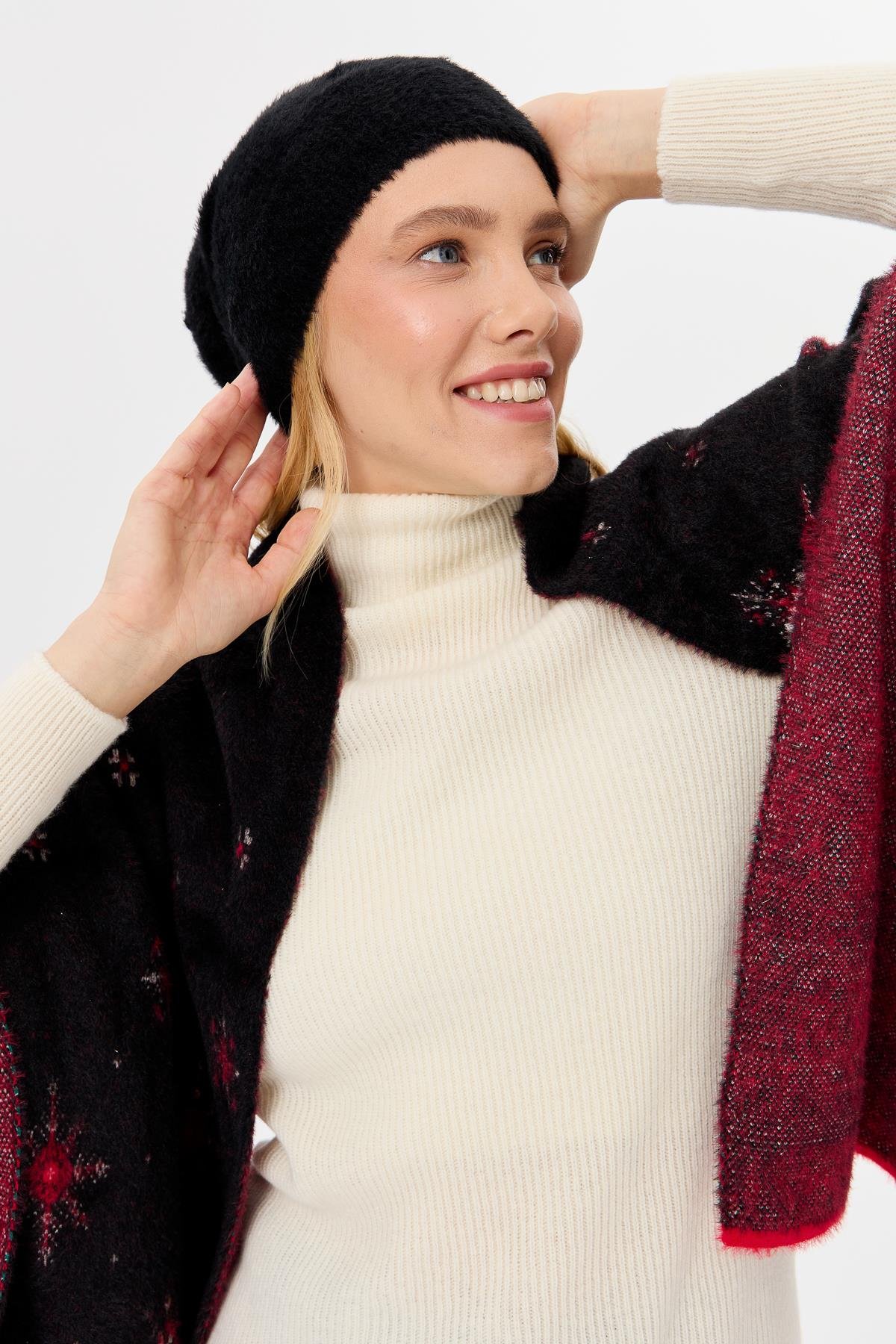 4006Kadın Triko Yılbaşı Desenli Şal Siyah