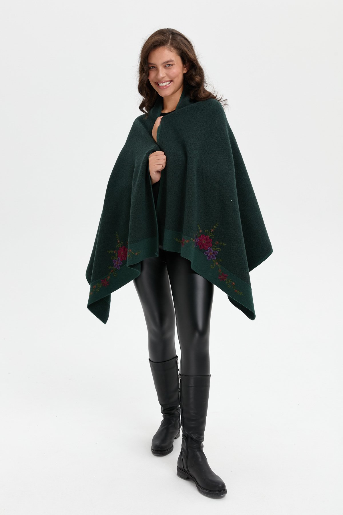 24055Kadın Üç Çiçekli Nakış İşlemeli Yün Şal Yeşil