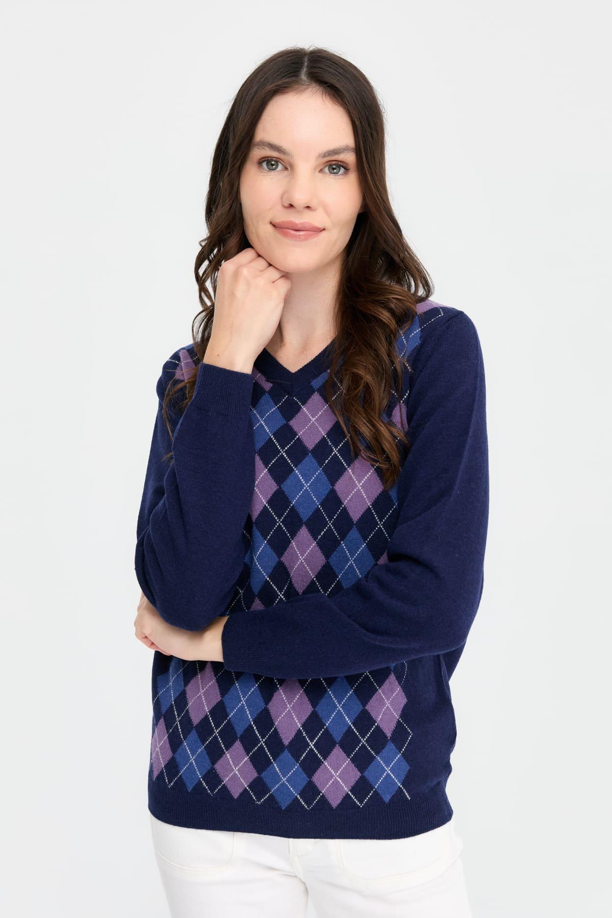 24034Kadın V Yaka Baklavalı Yün Kazak Y.A Lacivert