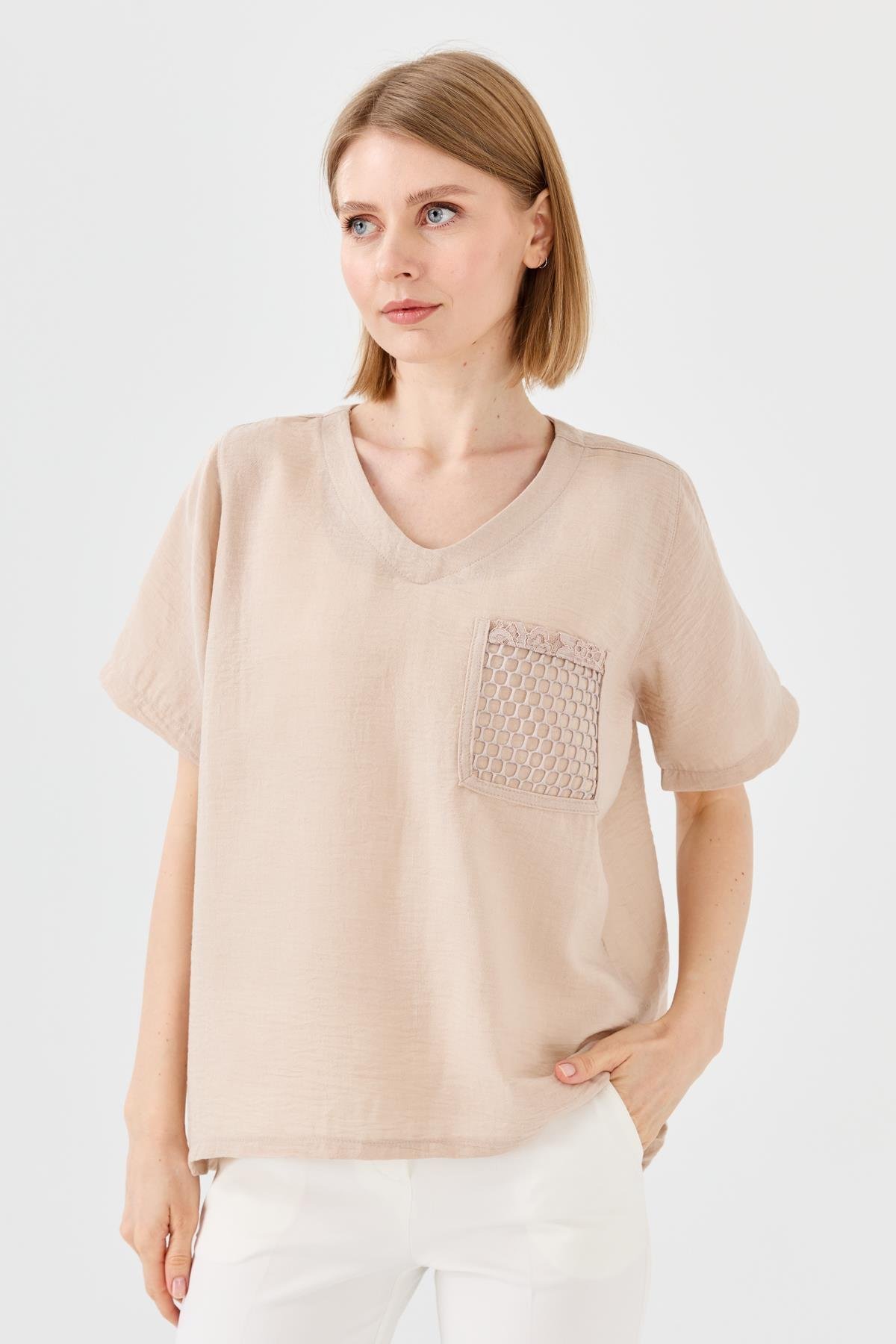 23775Kadın V Yaka Cebi File Keten T-shirt Bej