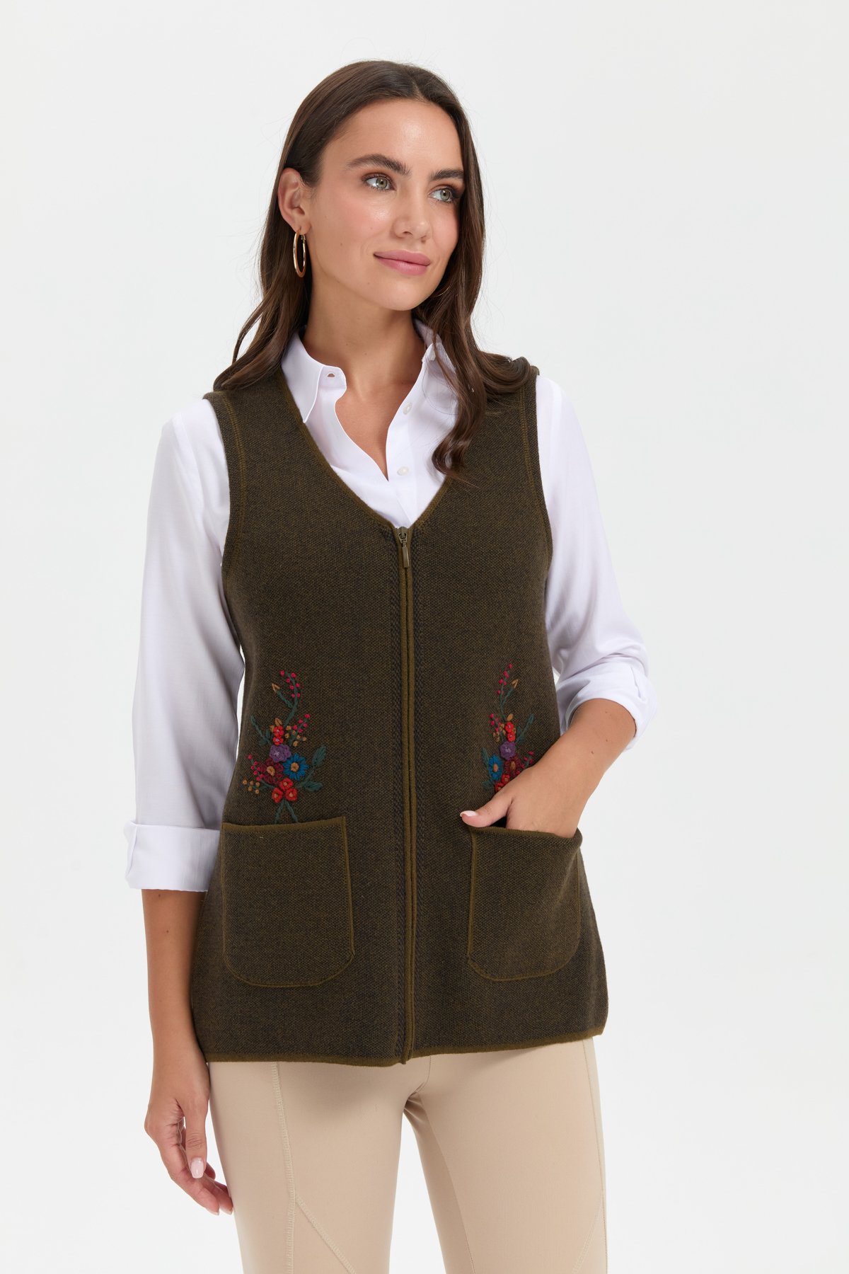 24001Kadın V Yaka Cep Üstü Nakış İşlemeli Yün Yelek A.Yeşil