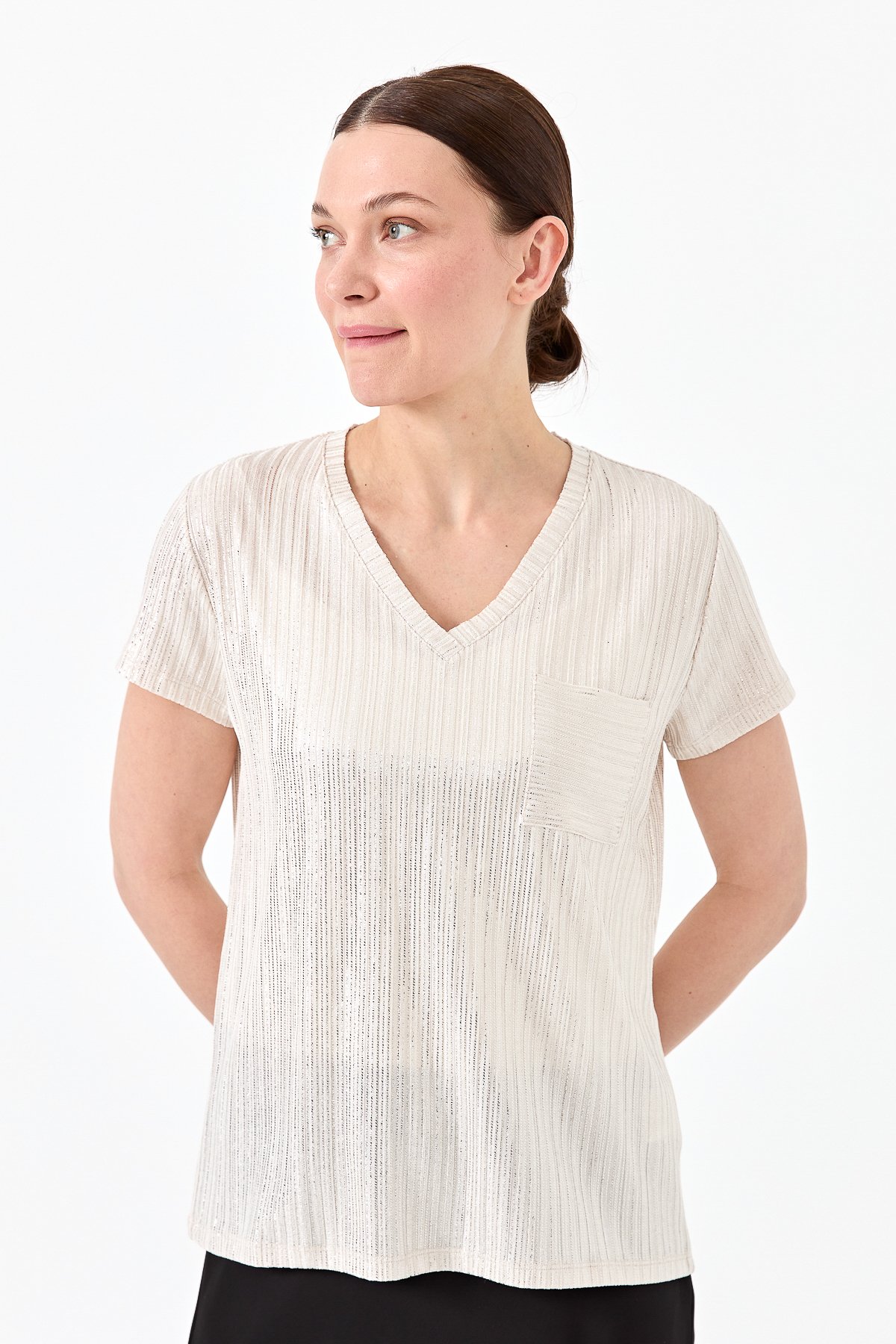 23462Kadın V Yaka Cepli Penye T-shirt Ekru