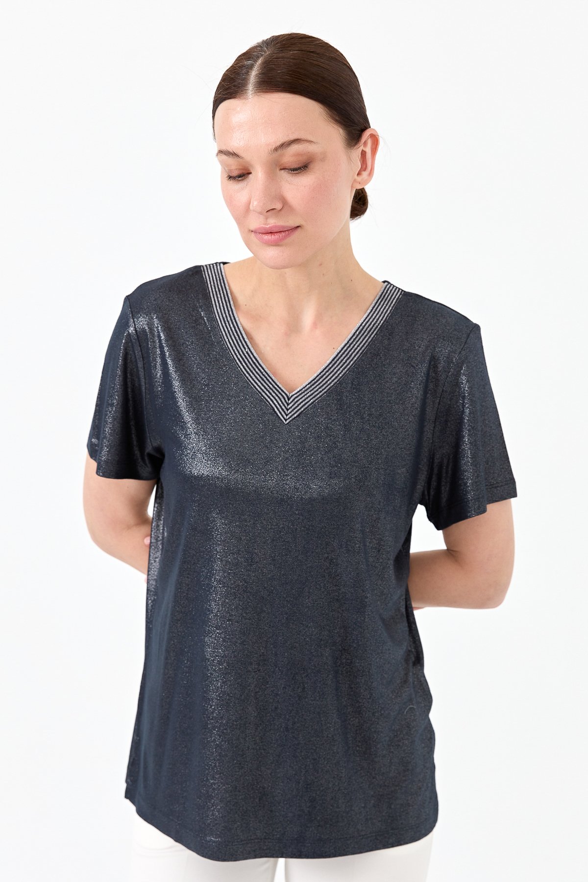 23453Kadın V Yaka Çizgili Penye T-shirt Lacivert