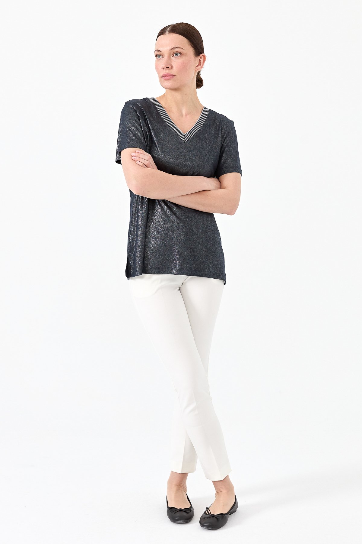 23453Kadın V Yaka Çizgili Penye T-shirt Lacivert