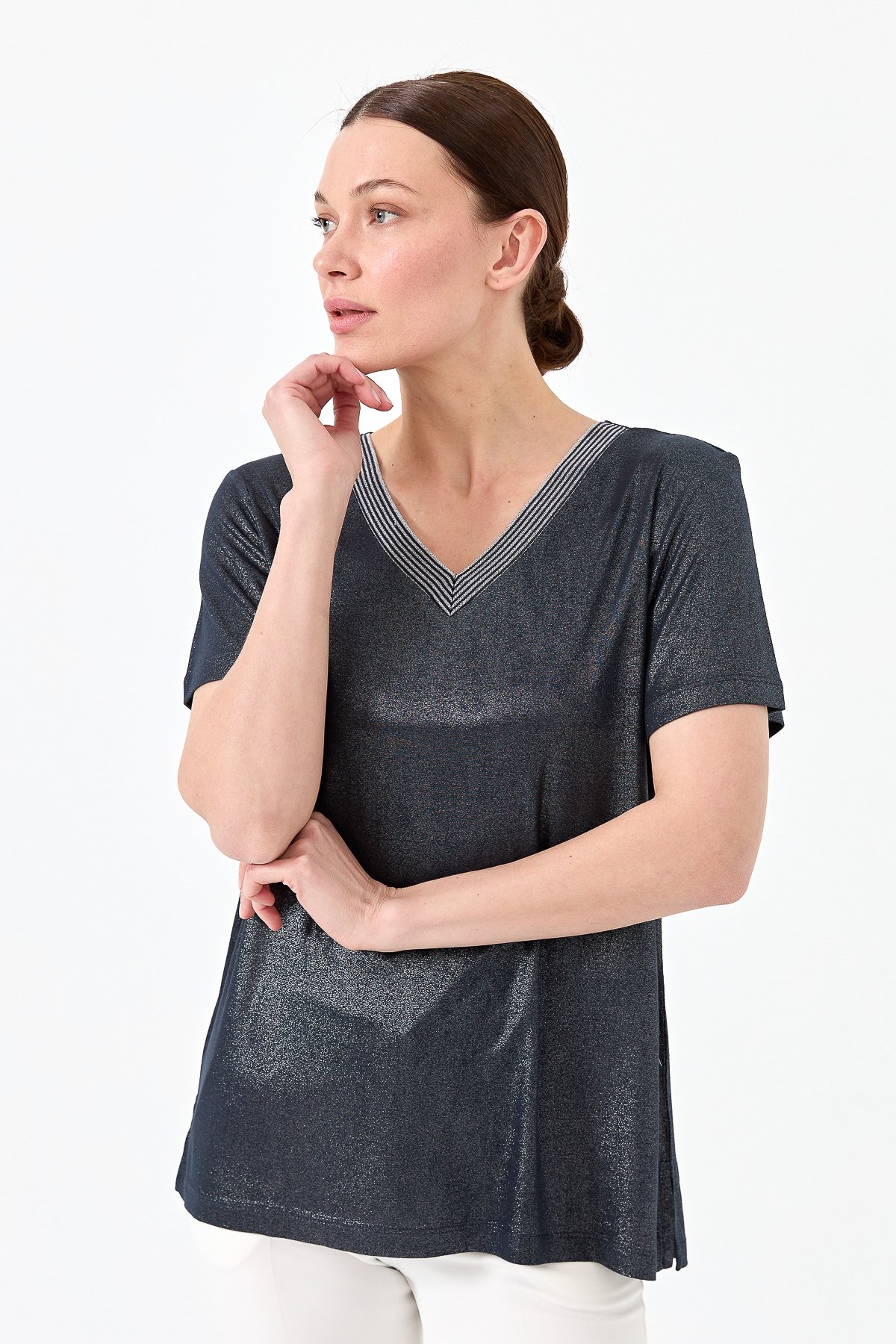 23453Kadın V Yaka Çizgili Penye T-shirt Lacivert