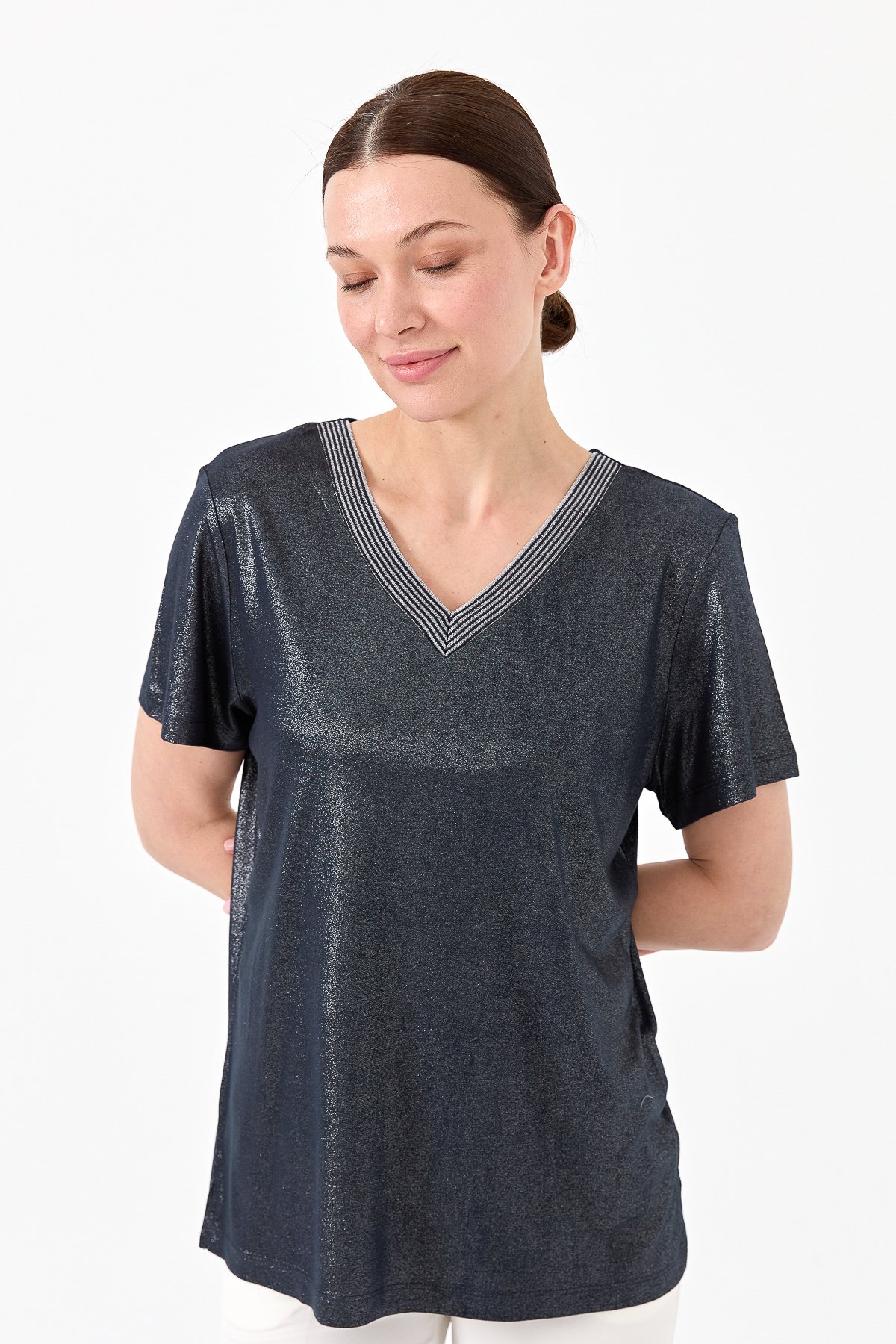 23453Kadın V Yaka Çizgili Penye T-shirt Lacivert