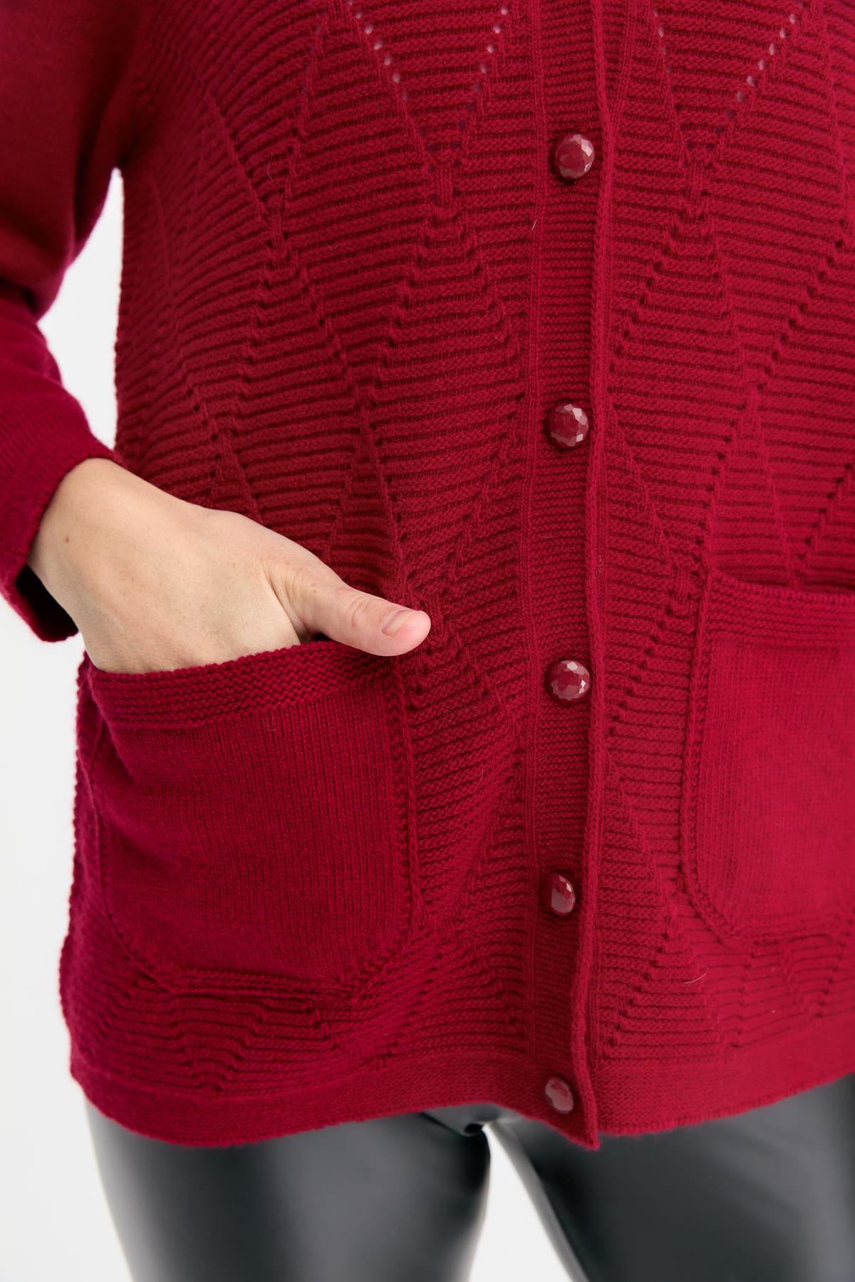 24203Kadın V Yaka Önü Baklavalı Düğmeli Yün Hırka V.Çürüğü