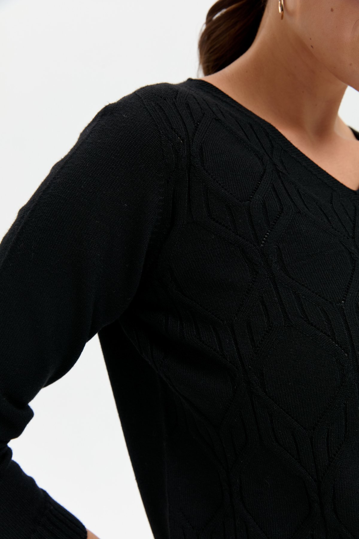 24187Kadın V Yaka Dikişsiz Önü Yürütmeli Kazak Siyah