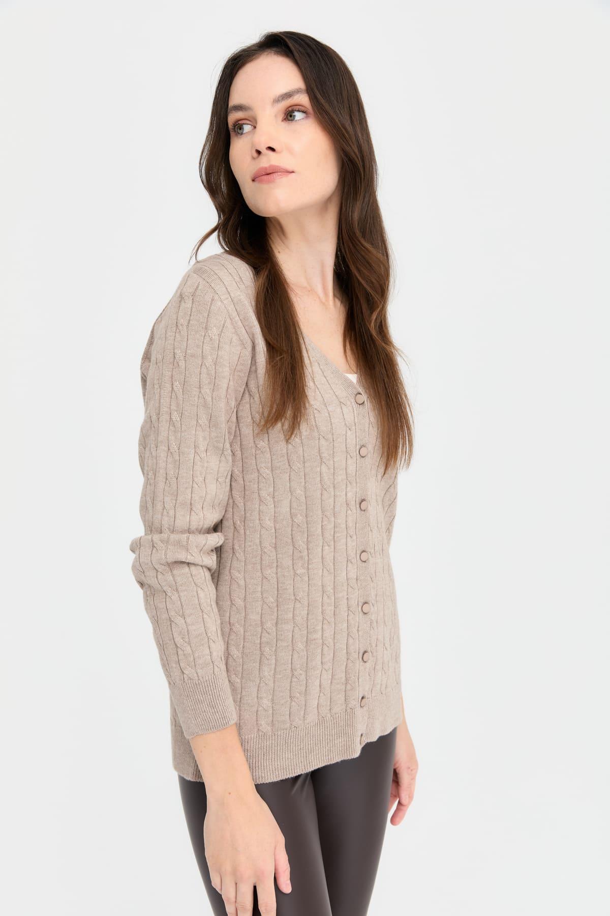 24327Kadın V Yaka Dikişsiz Saç Örgülü Hırka Vizon