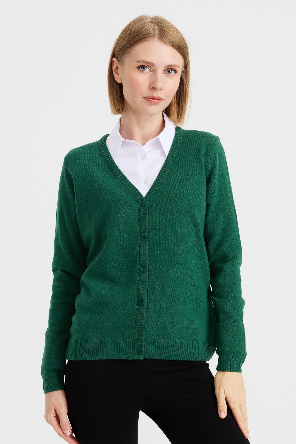 21021Kadın V Yaka Hırka Yün Ö.Başı