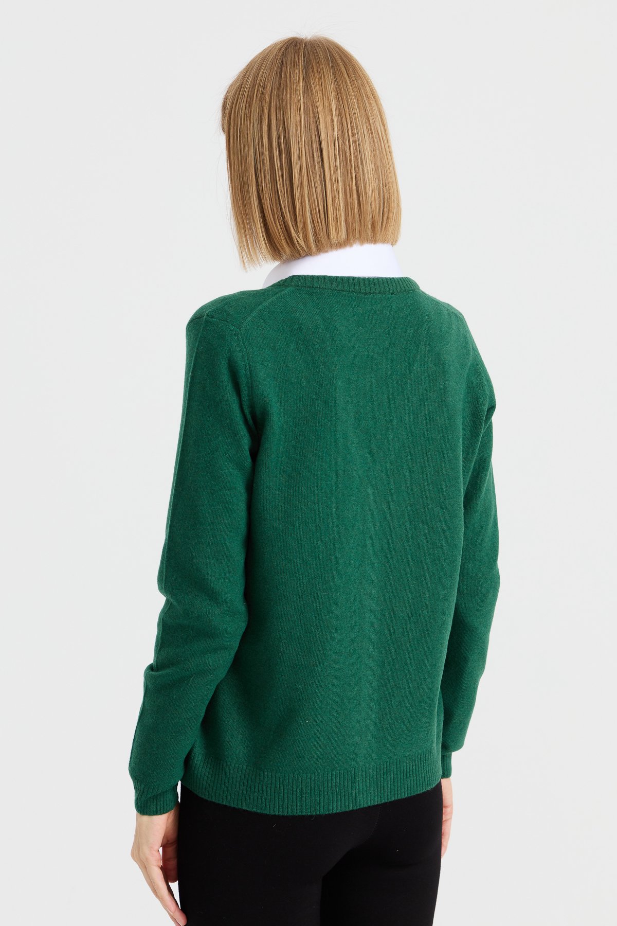 21021Kadın V Yaka Hırka Yün Ö.Başı