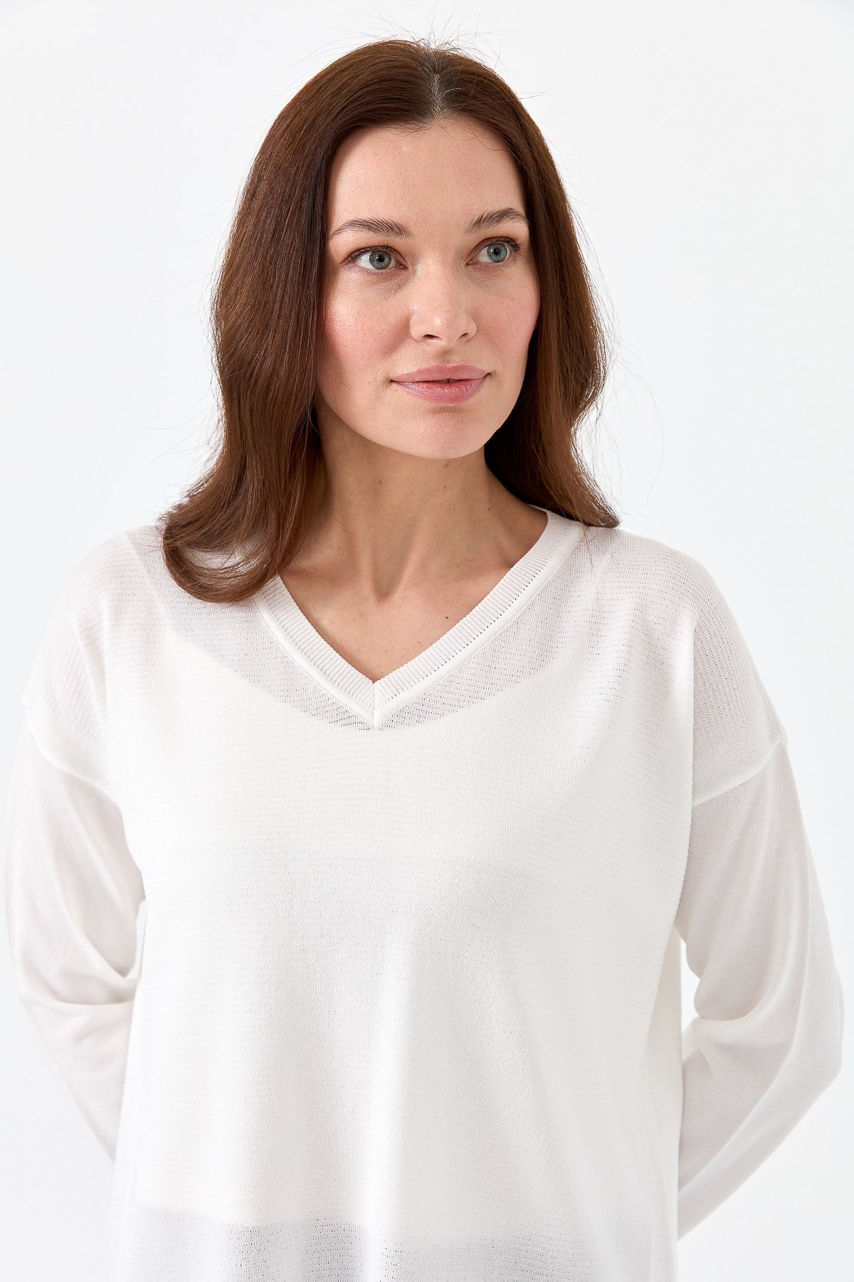 20352Kadın V Yaka İnce Triko Bluz Ekru