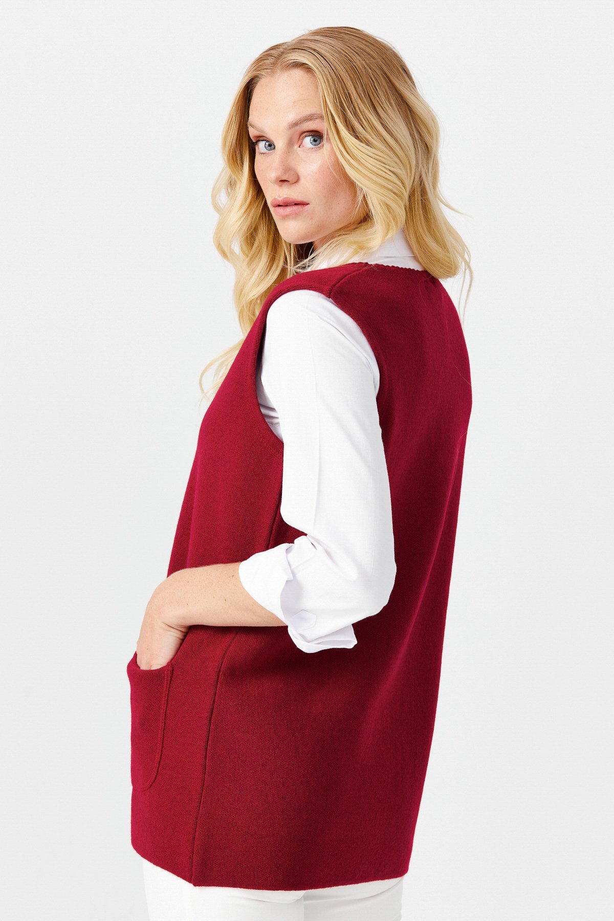 22191Женский шерстяной жилет с круглым вырезом отделкой на кармане, вишневый 