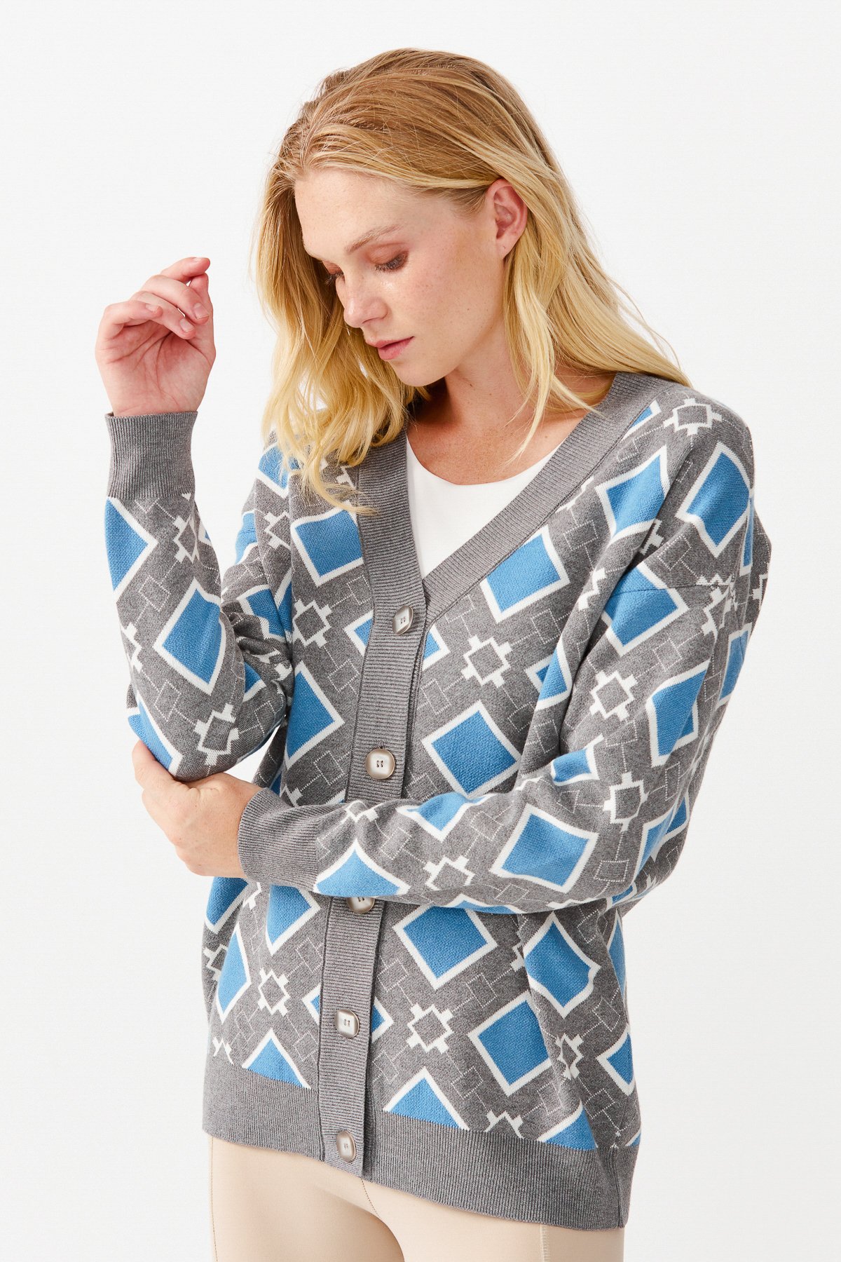 22310Женский жакет в клетку с V-образным вырезом, дымчатый