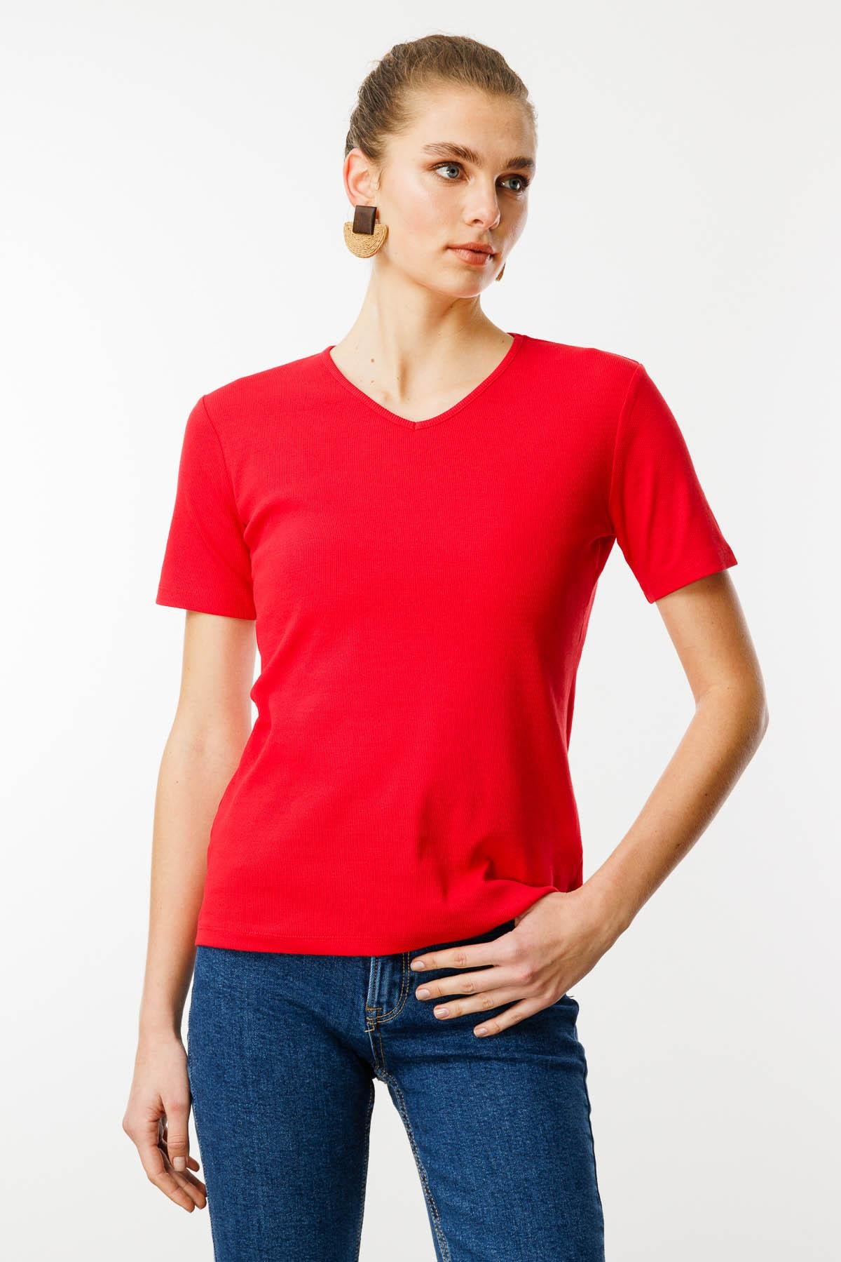 23753Kadın V Yaka Kaşkorse Pamuk T-shirt Kırmızı