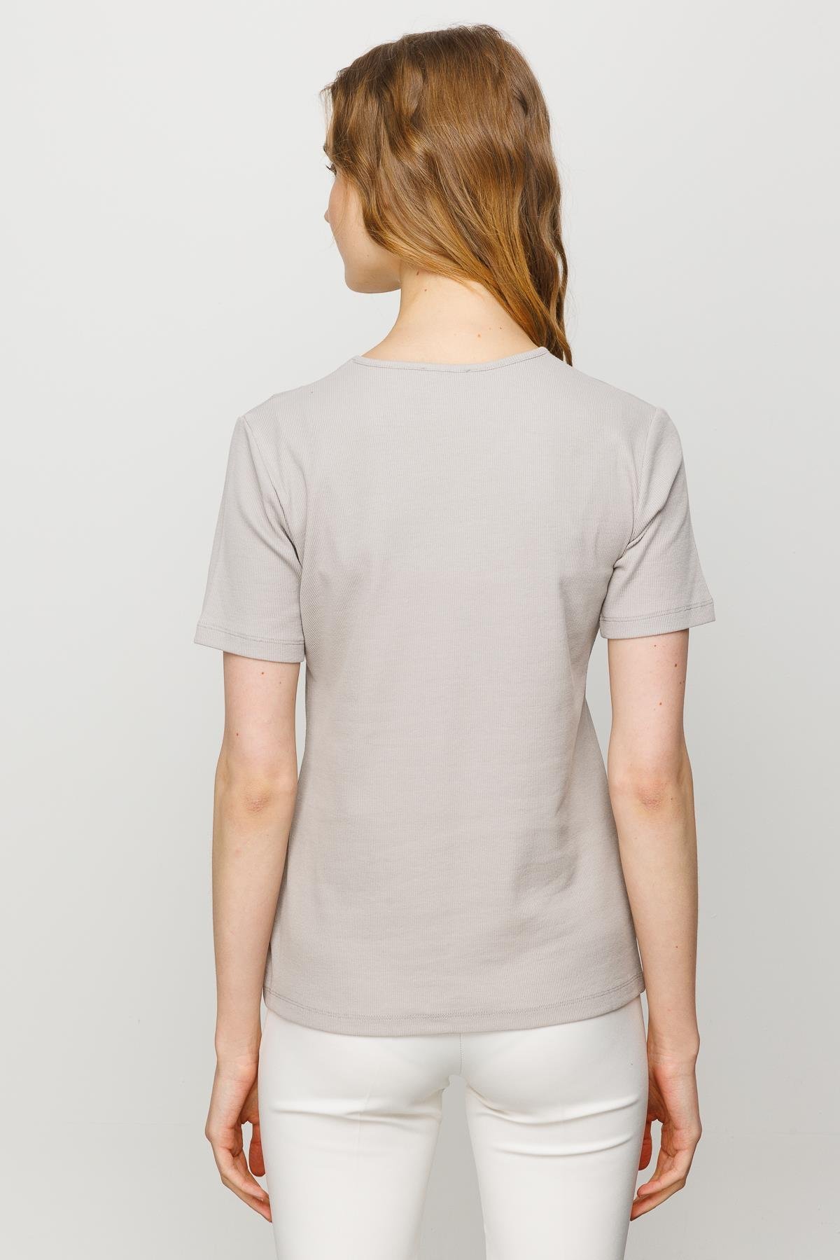 23753Kadın V Yaka Kaşkorse Pamuk T-shirt Taş