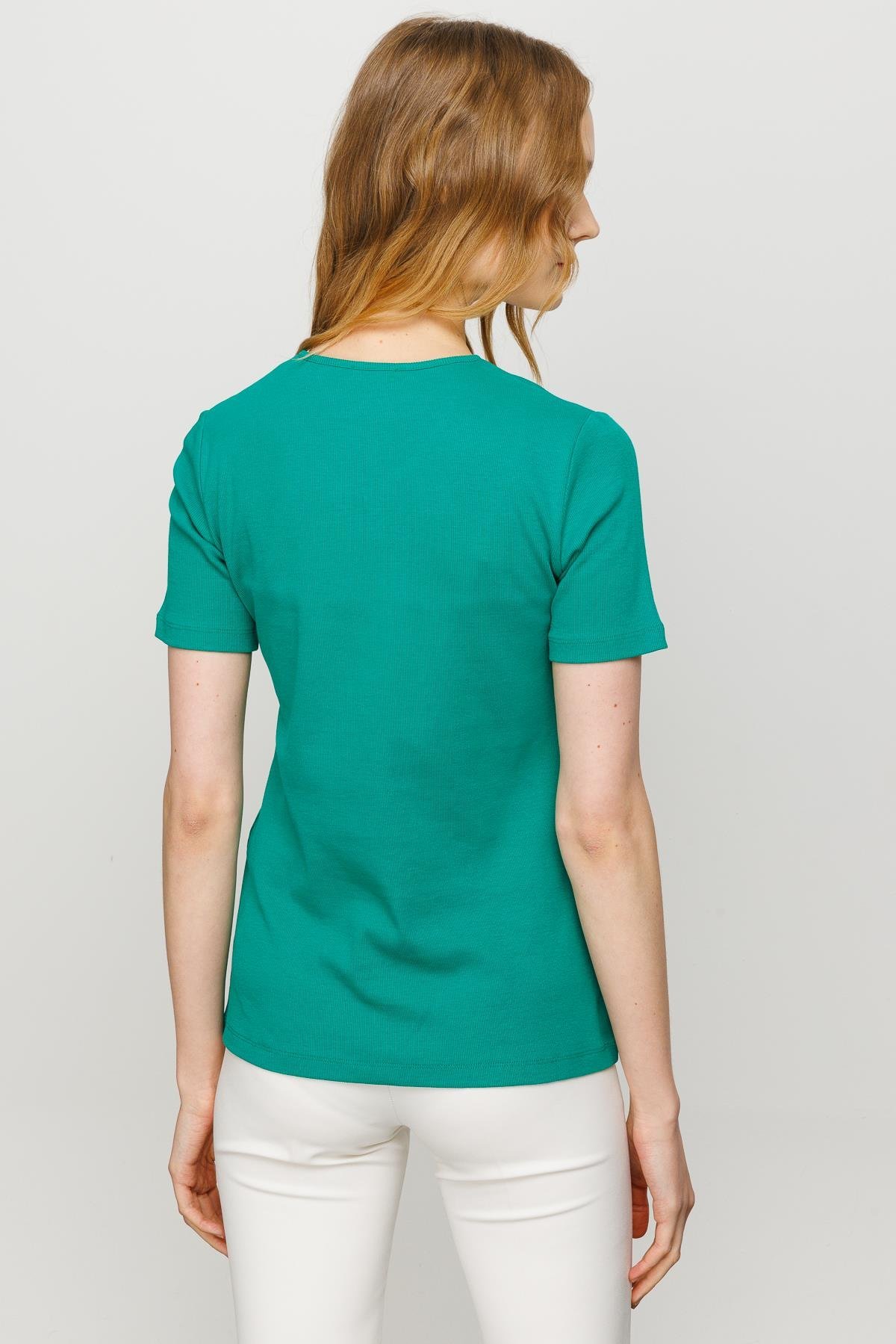 23753Kadın V Yaka Kaşkorse Pamuk T-shirt Yeşil