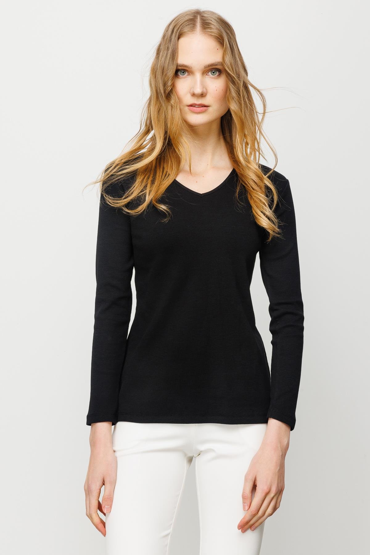 23754Kadın V Yaka Kaşkorse Pamuklu  Bluz Siyah