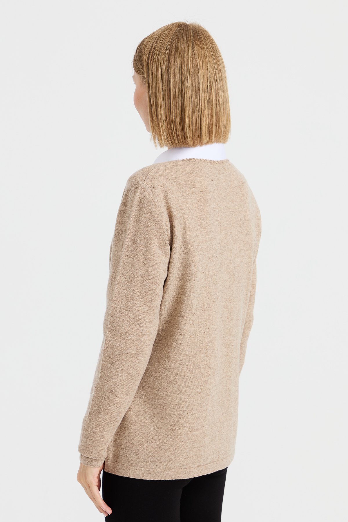 23004Kadın V Yaka Kenarı Dantel İşlemeli Yün Ceket K.Bej