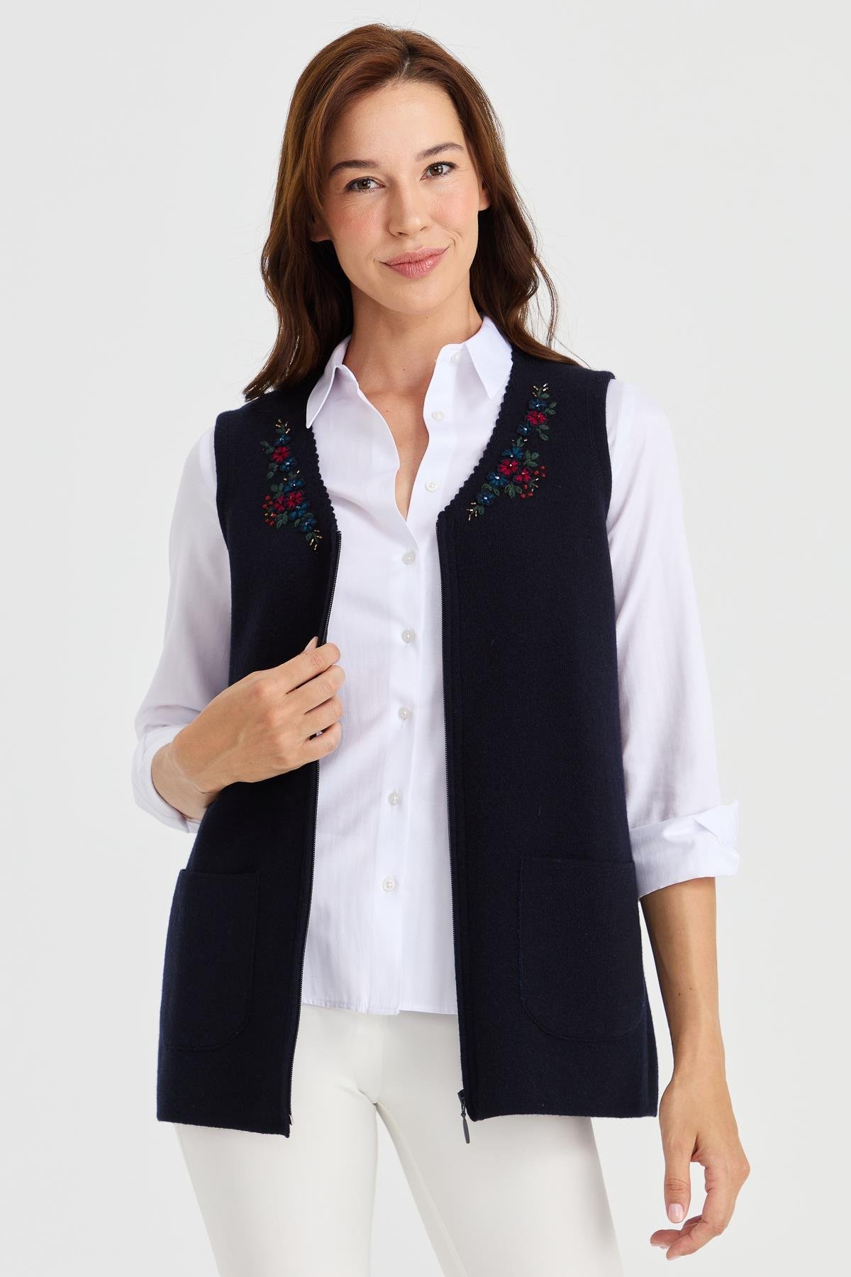 23001Kadın V Yaka Kenarı Dantel İşlemeli Yün Yelek K.Lacivert