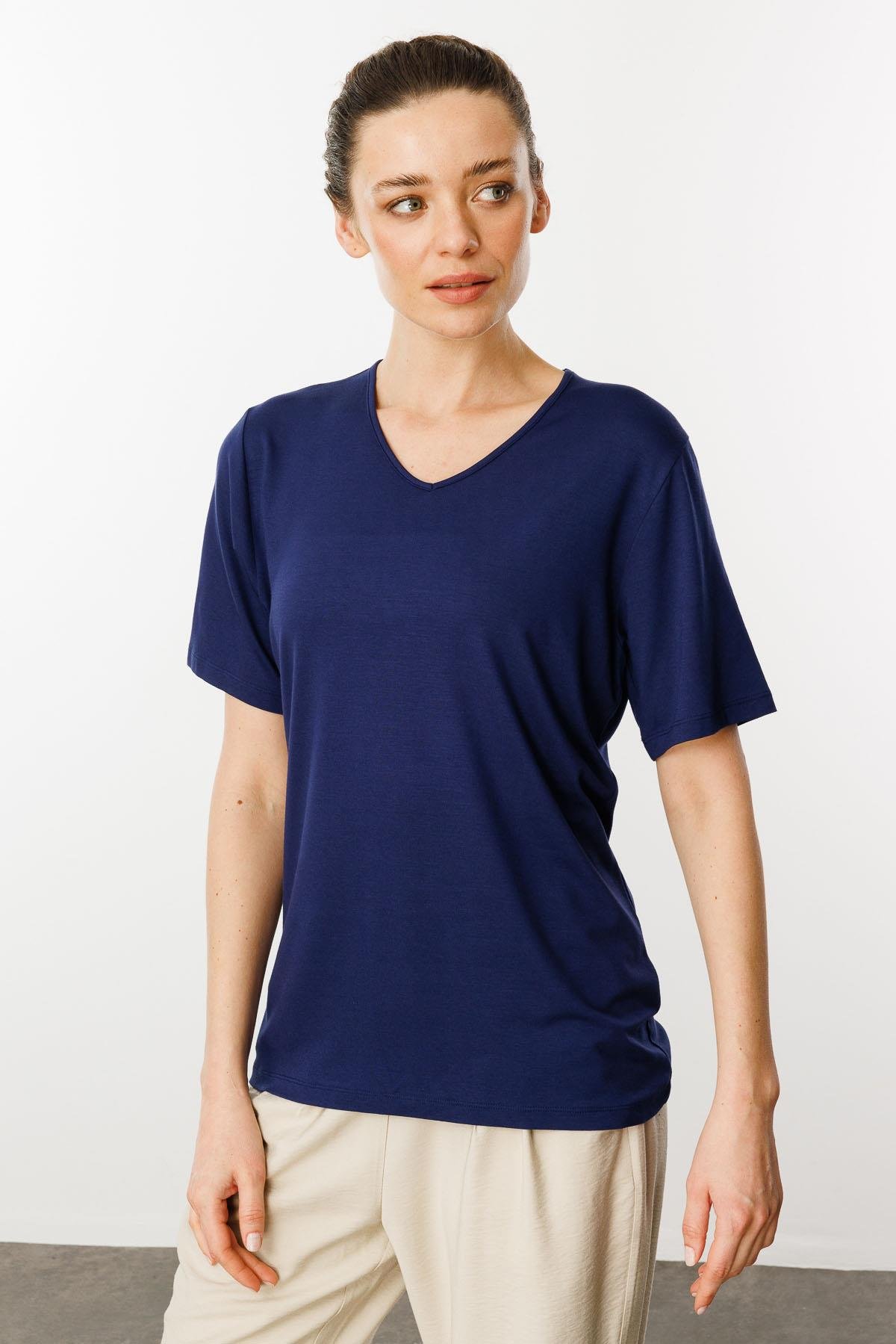 23788Kadın V Yaka Kısa Kollu Penye T-Shirt Lacivert