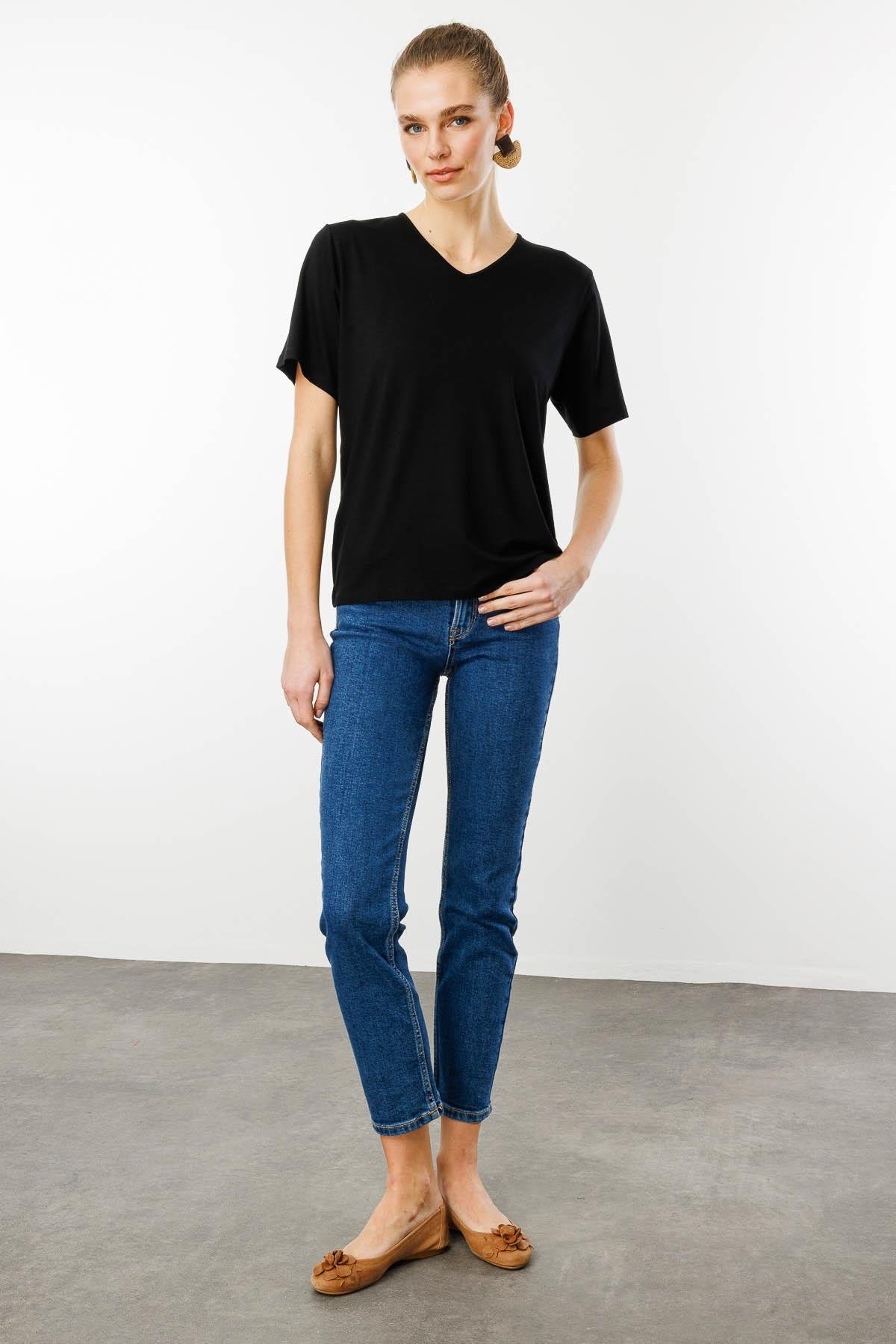 23788Kadın V Yaka Kısa Kollu Penye T-Shirt Siyah