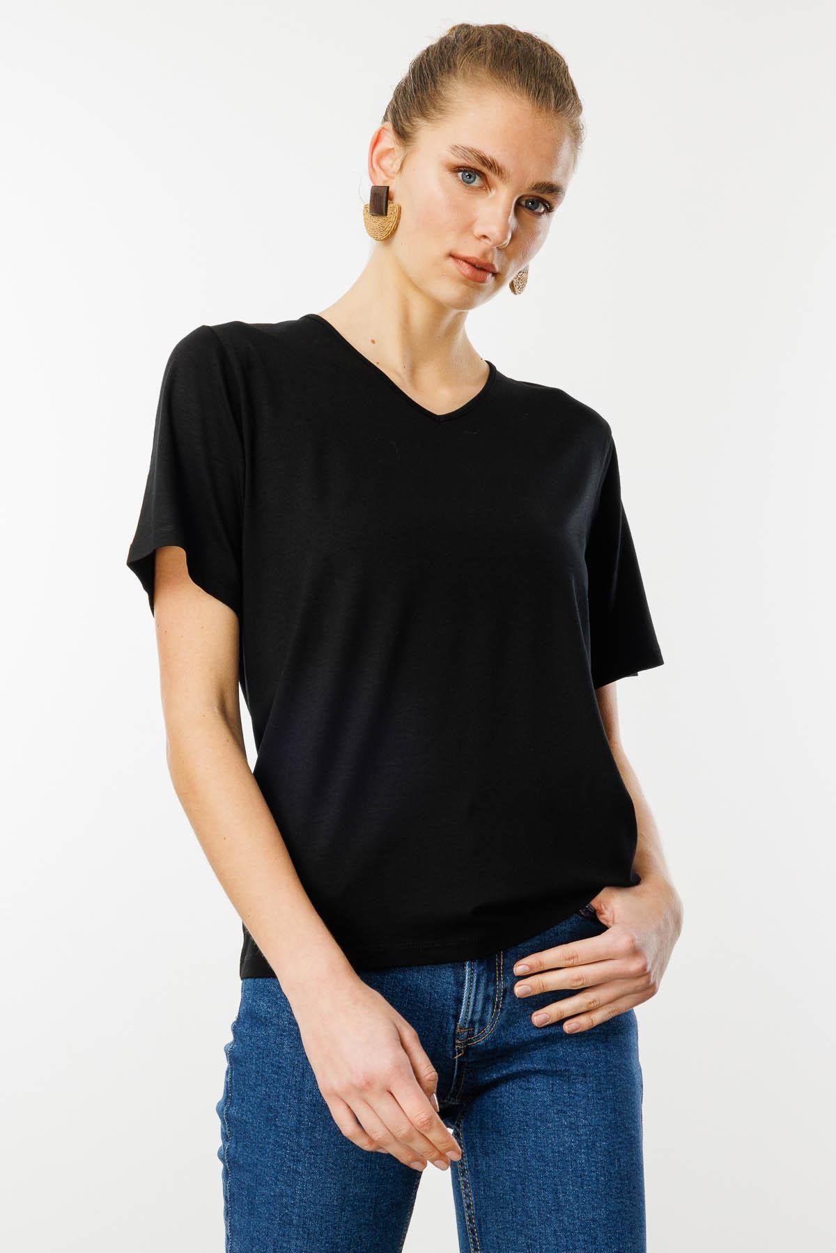 23788Kadın V Yaka Kısa Kollu Penye T-Shirt Siyah