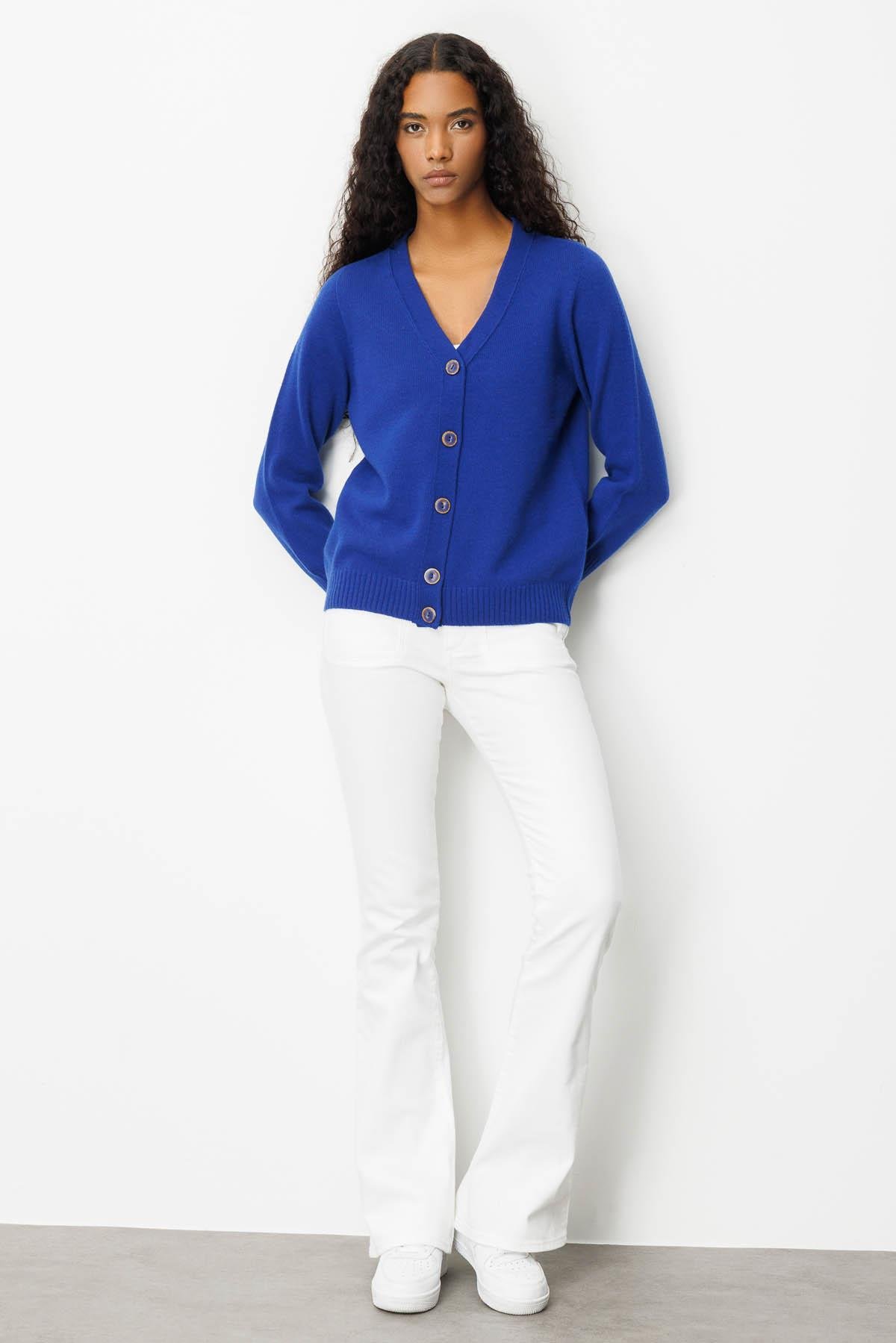 25222Kadın V Yaka Kısa Yün Hırka K.S.Mavi