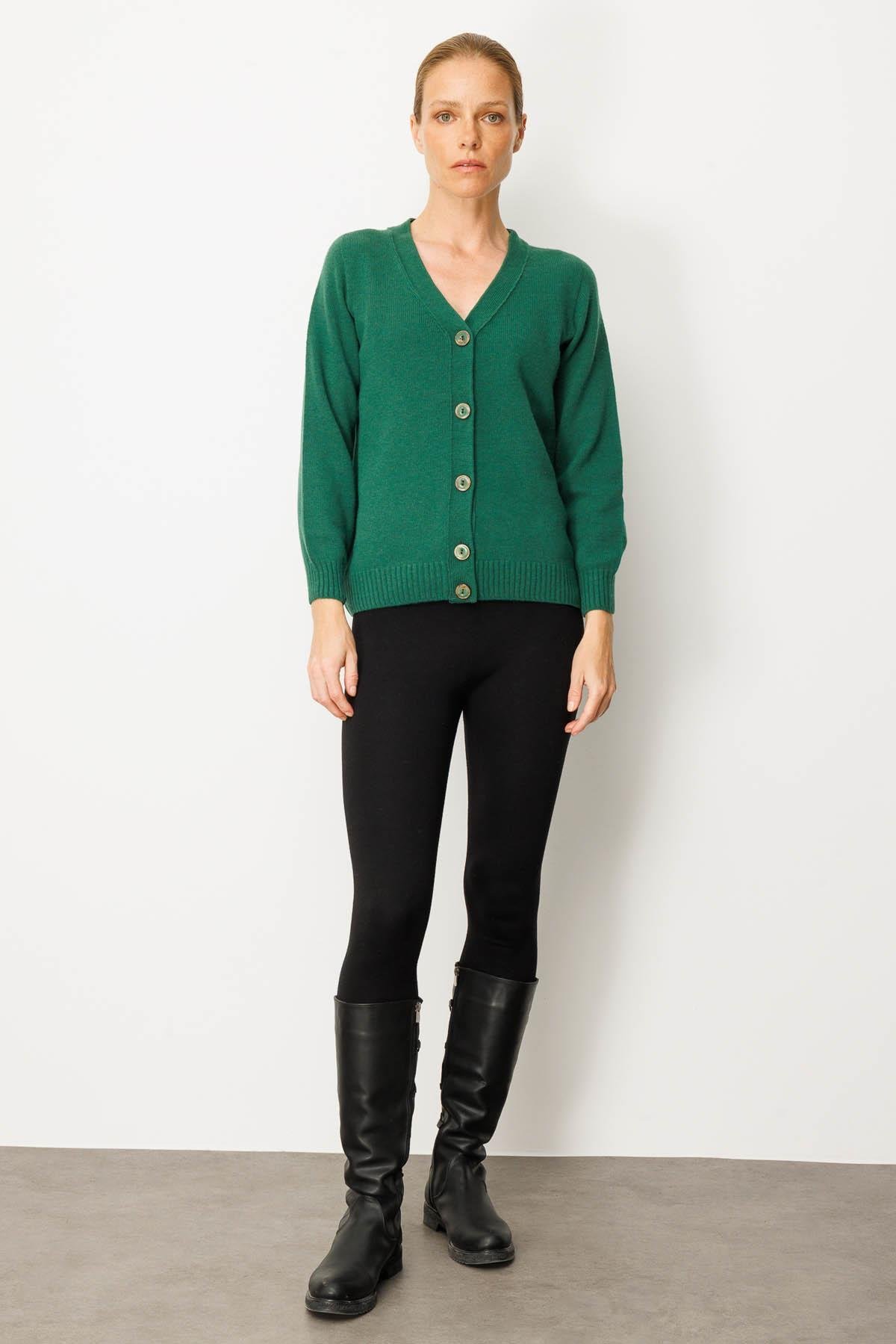 25222Kadın V Yaka Kısa Yün Hırka Ö.Başı