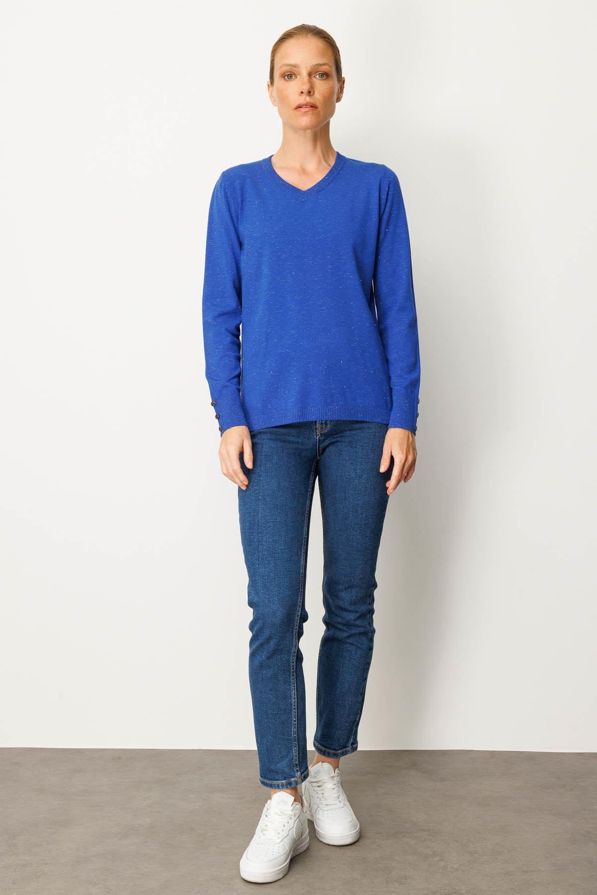 23393Kadın V Yaka Kolları Düğmeli Simli Bluz S.Mavi