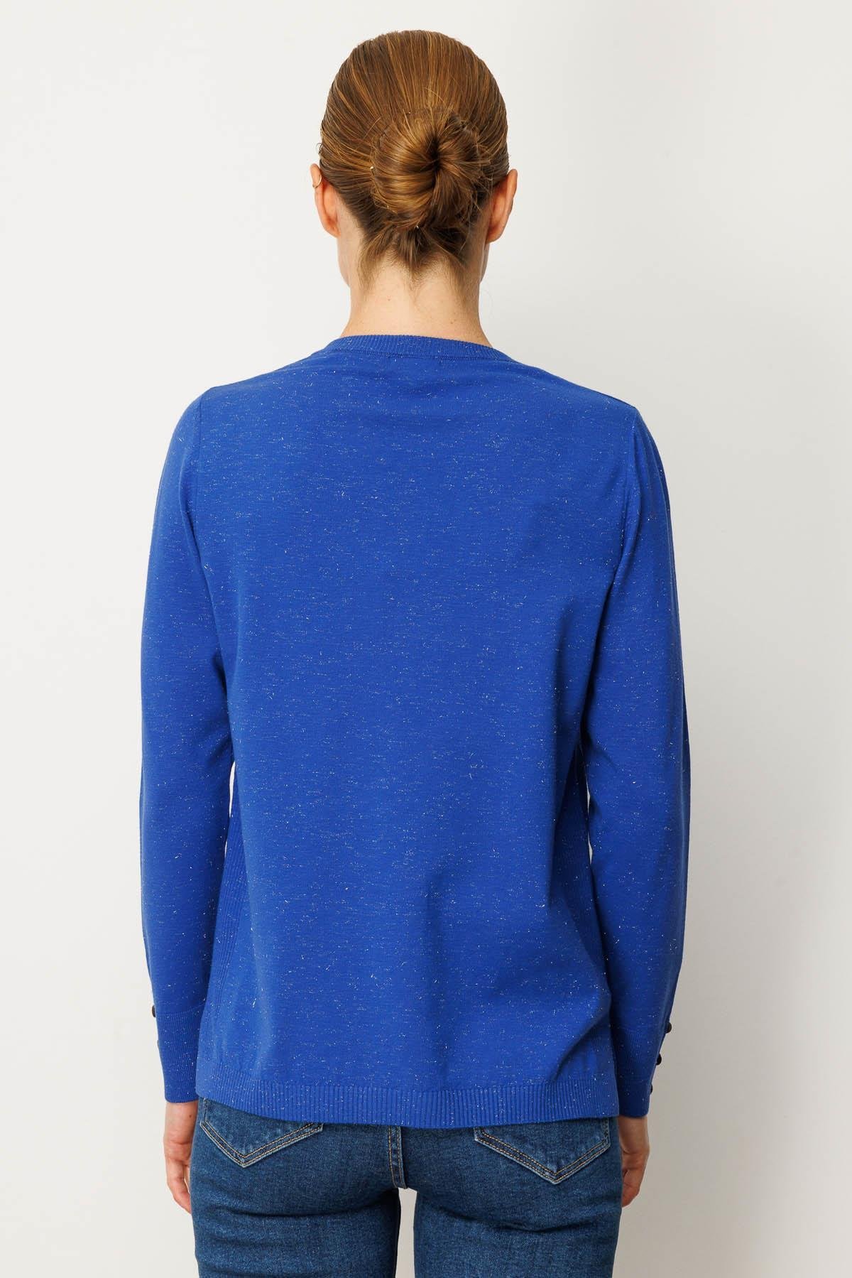 23393Kadın V Yaka Kolları Düğmeli Simli Bluz S.Mavi