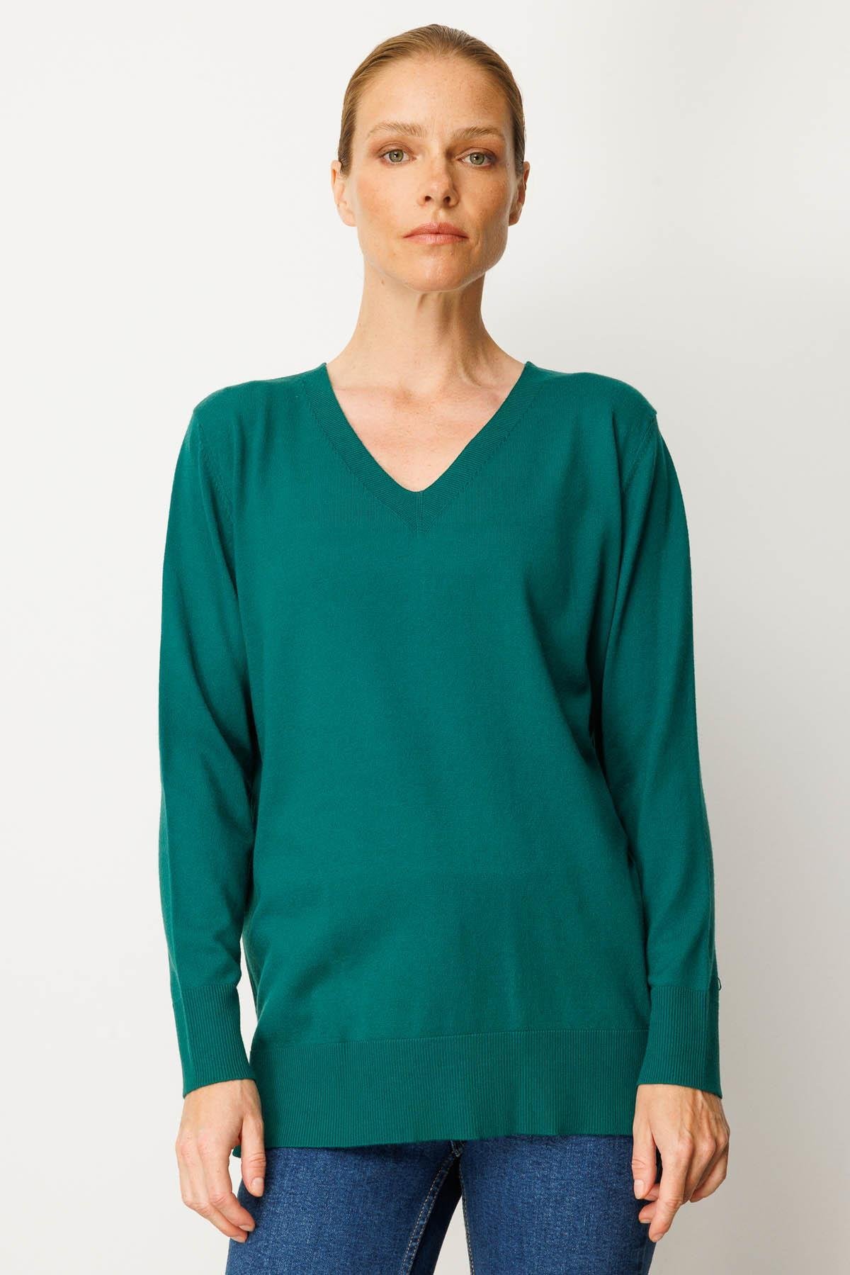 22364Kadın V Yaka Önü Arkası Yırtmaçlı Kazak Ö.Başı