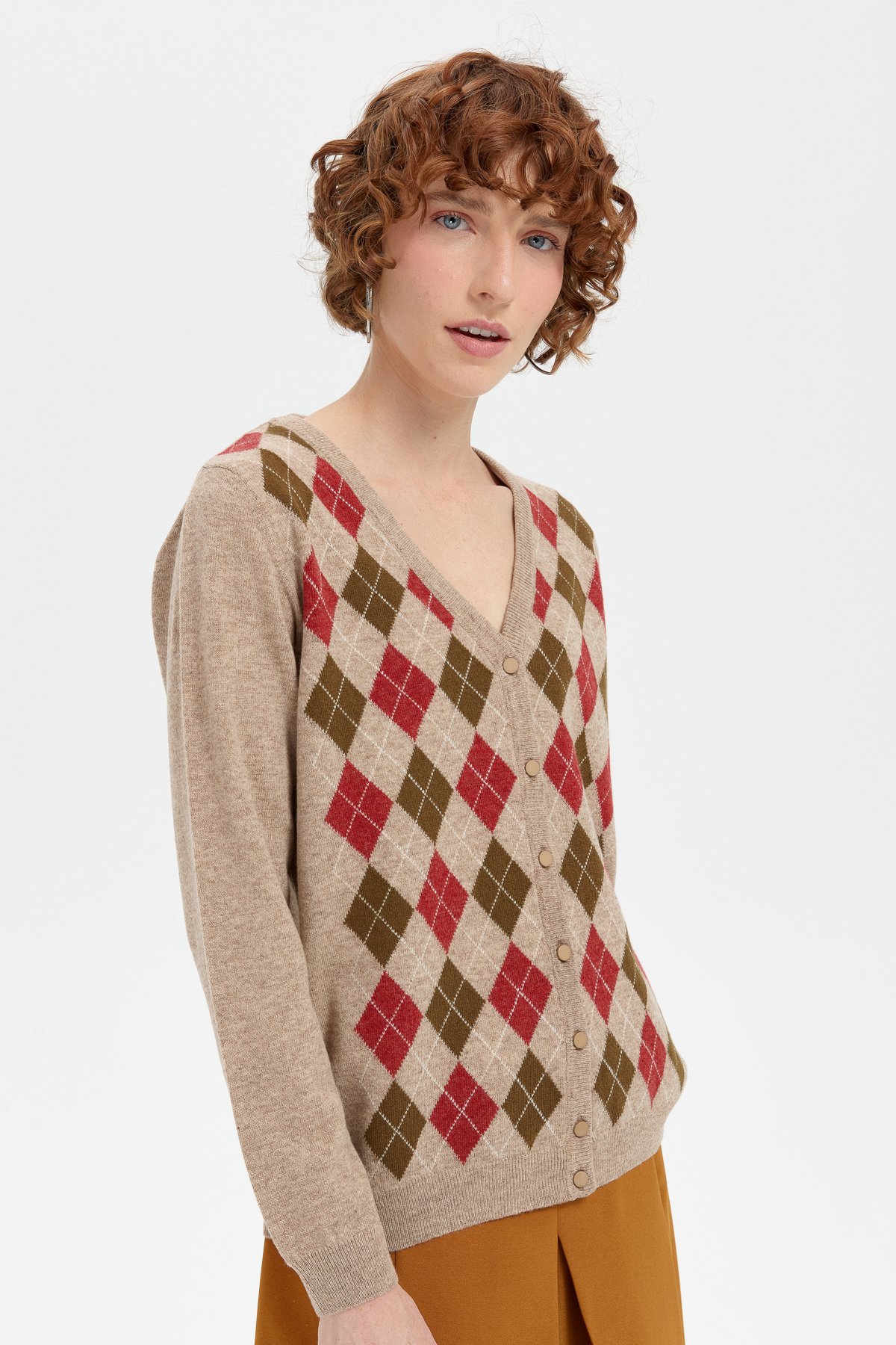 24040Kadın V Yaka Önü Baklavalı Hırka K.Bej