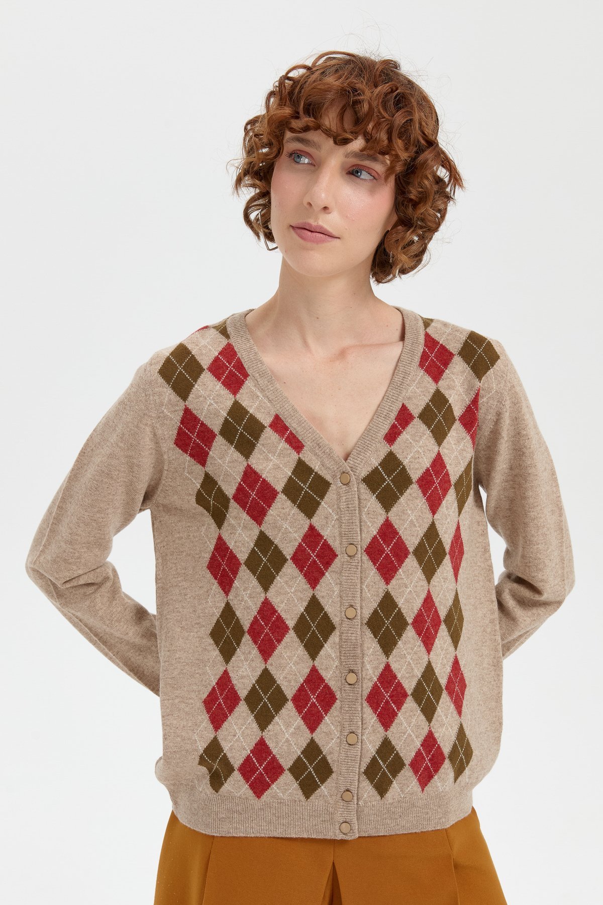 24040Kadın V Yaka Önü Baklavalı Hırka K.Bej