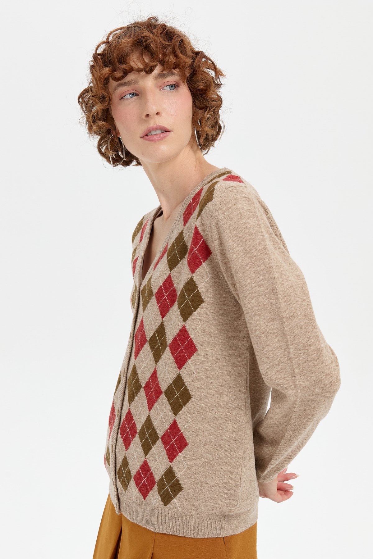 24040Kadın V Yaka Önü Baklavalı Hırka K.Bej