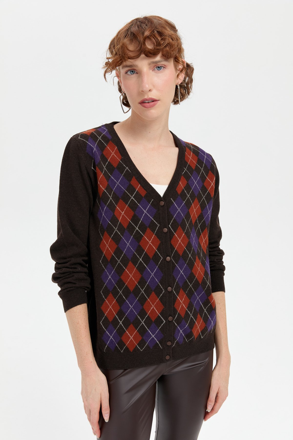 24040Kadın V Yaka Önü Baklavalı Hırka K.Kahve