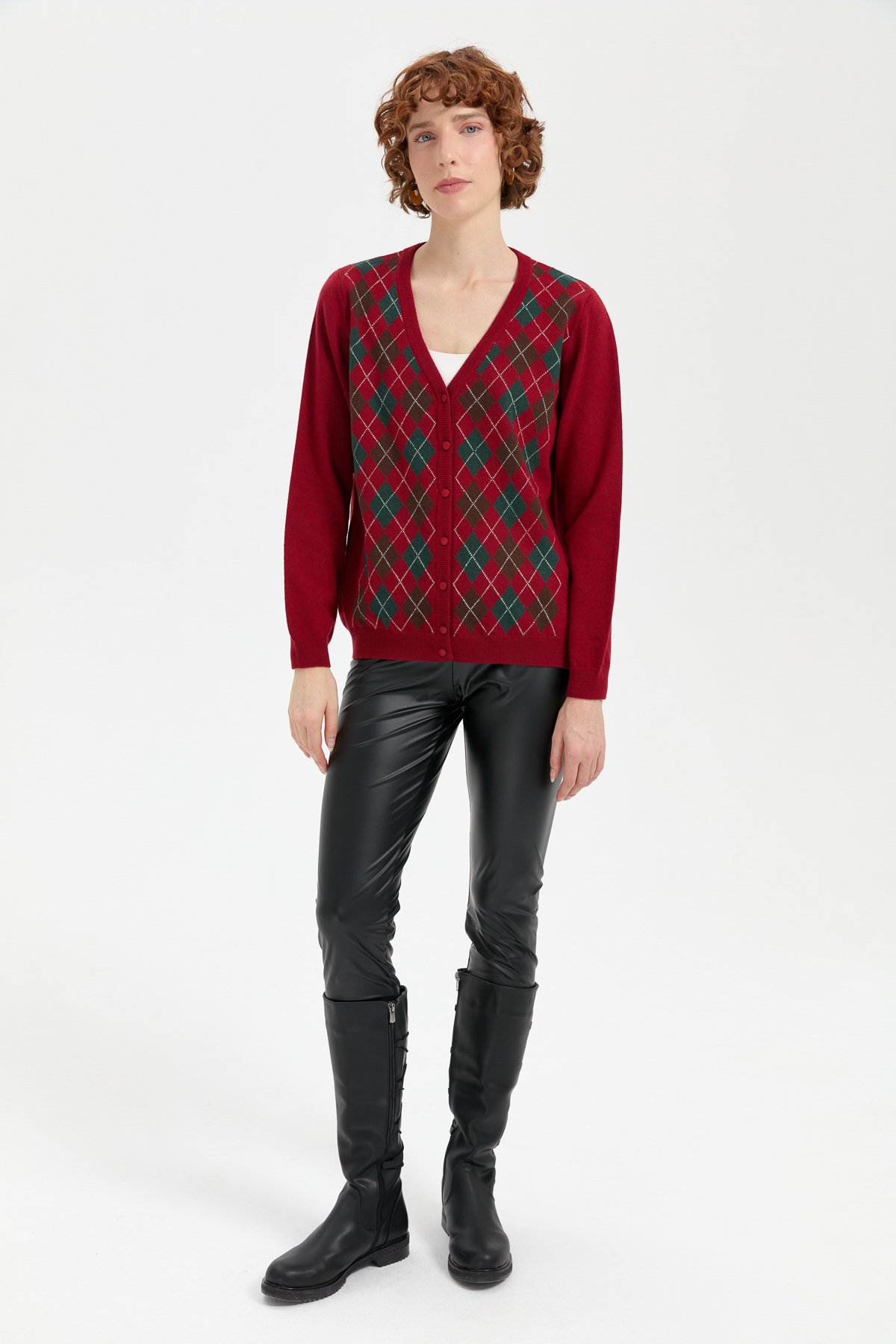 24040Kadın V Yaka Önü Baklavalı Hırka V.Kırmızı